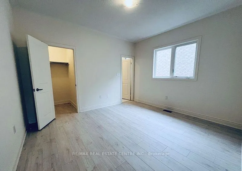Photo 9 of 1448 Wheatcroft Drive, Oshawa, Kedron — HOMEH