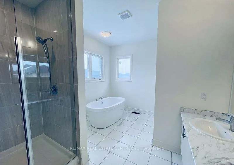 Photo 14 of 1448 Wheatcroft Drive, Oshawa, Kedron — HOMEH