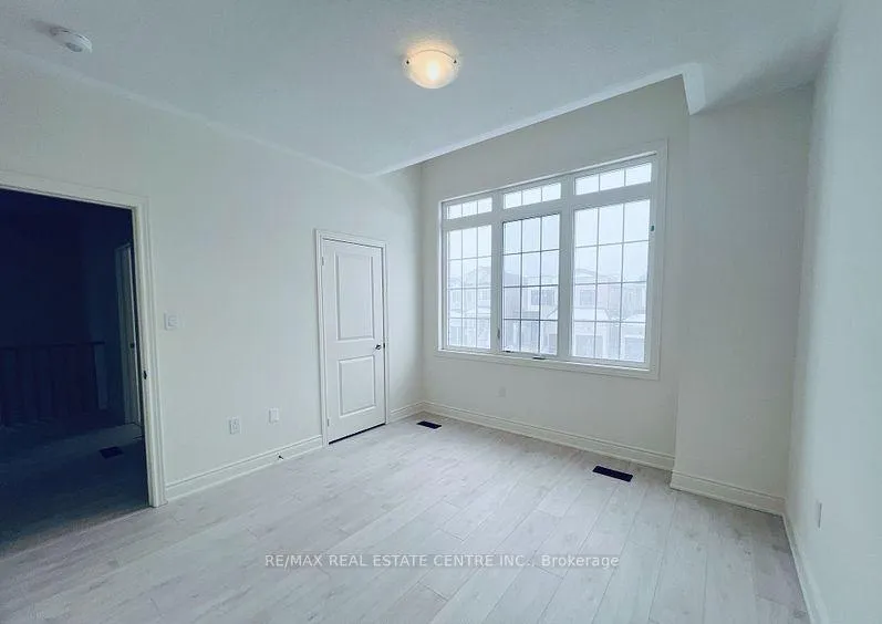Photo 15 of 1448 Wheatcroft Drive, Oshawa, Kedron — HOMEH