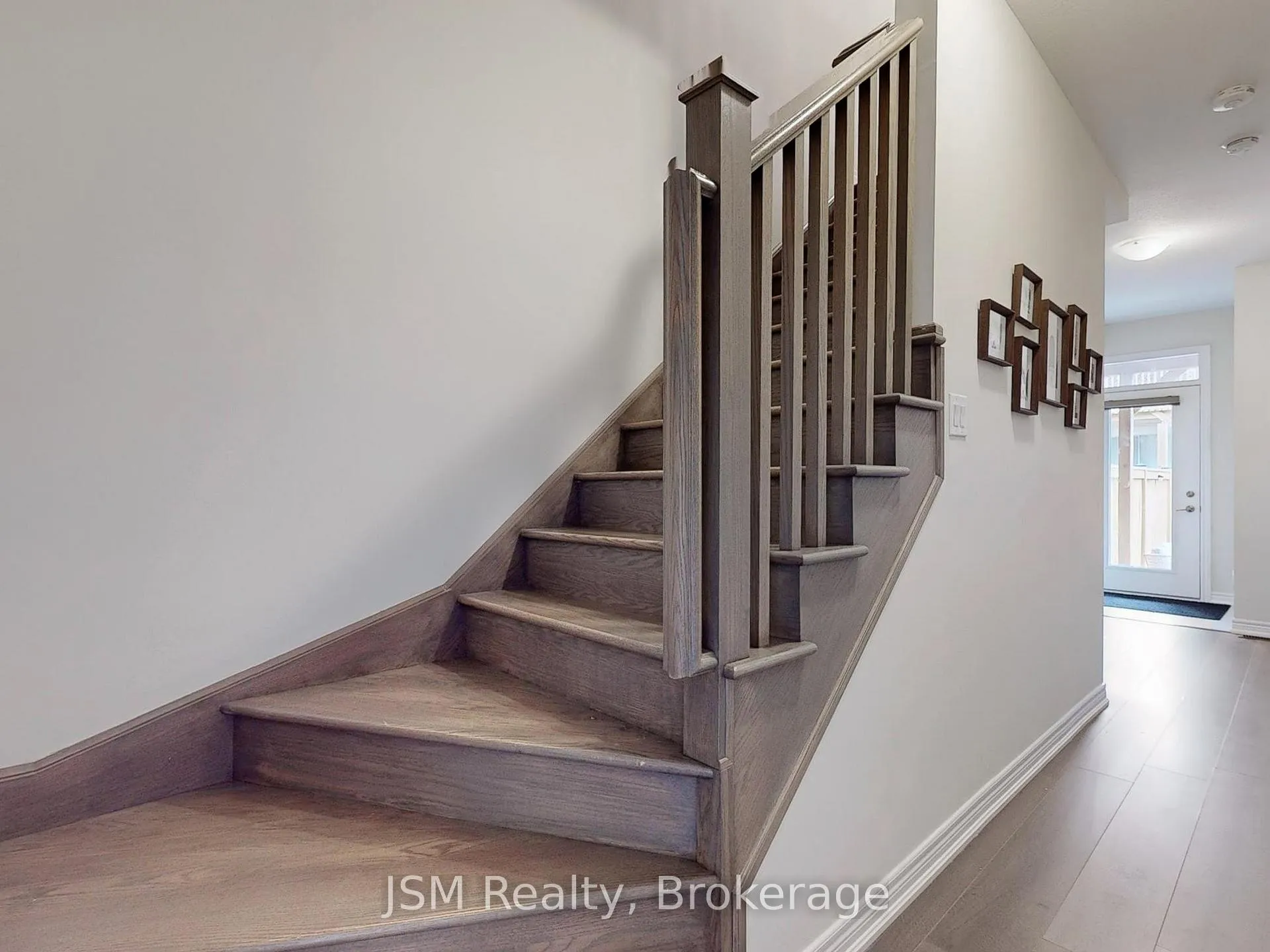Photo 3 of 10 Snowberry Lane, Hamilton, Vincent — HOMEH