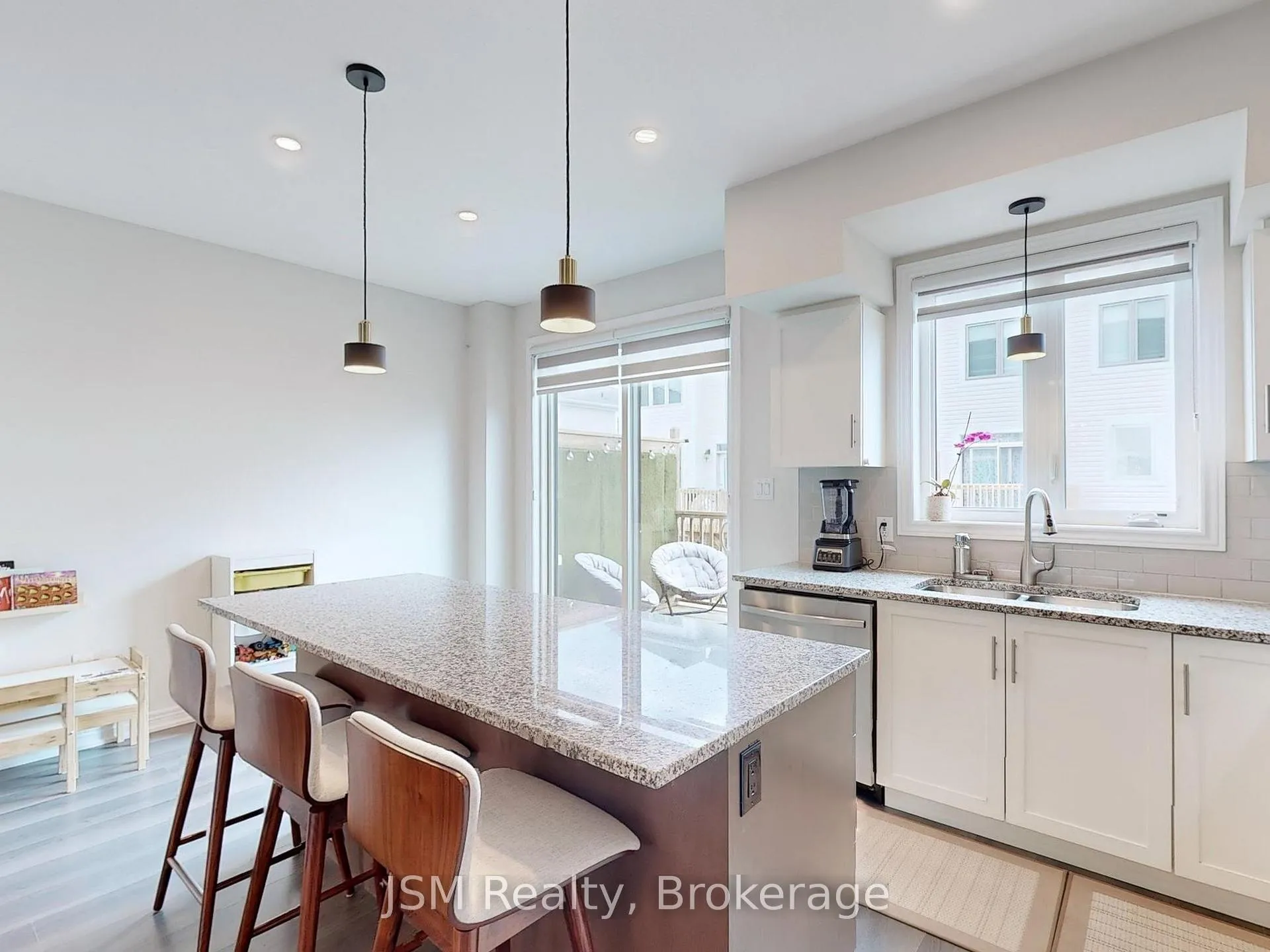Photo 7 of 10 Snowberry Lane, Hamilton, Vincent — HOMEH