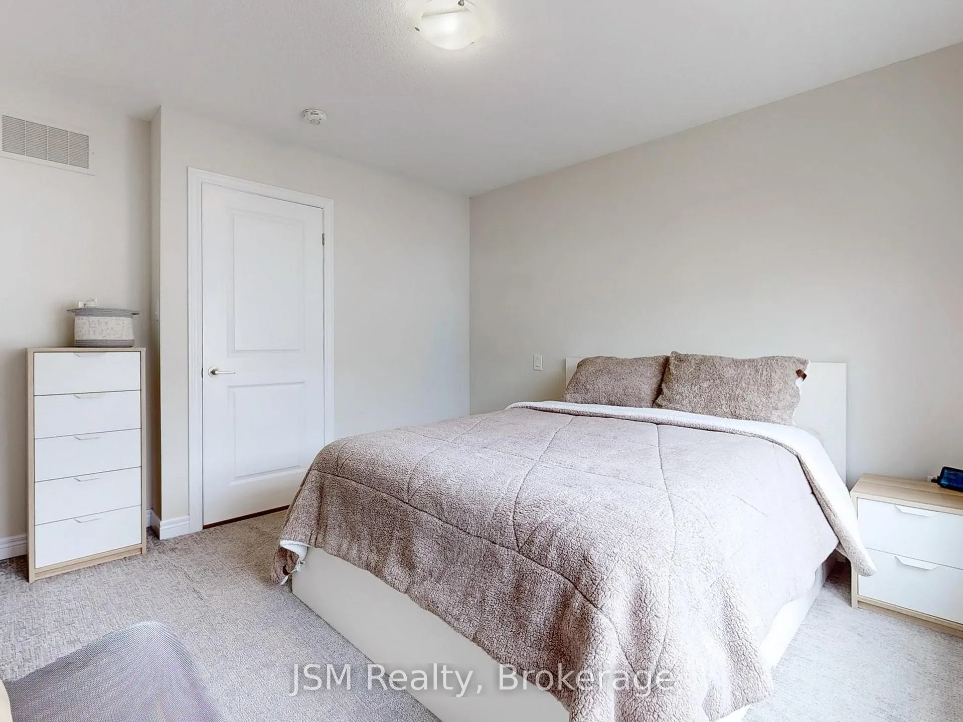 Photo 19 of 10 Snowberry Lane, Hamilton, Vincent — HOMEH