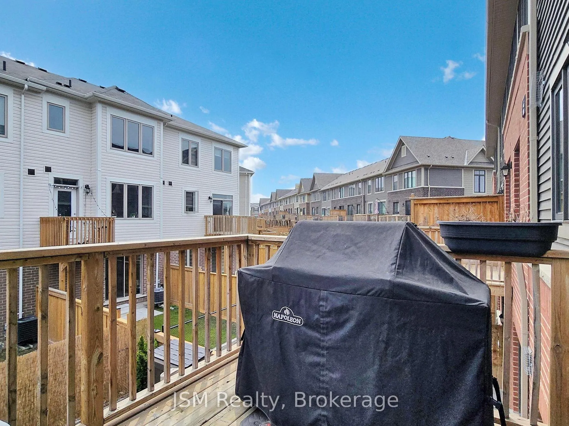 Photo 32 of 10 Snowberry Lane, Hamilton, Vincent — HOMEH