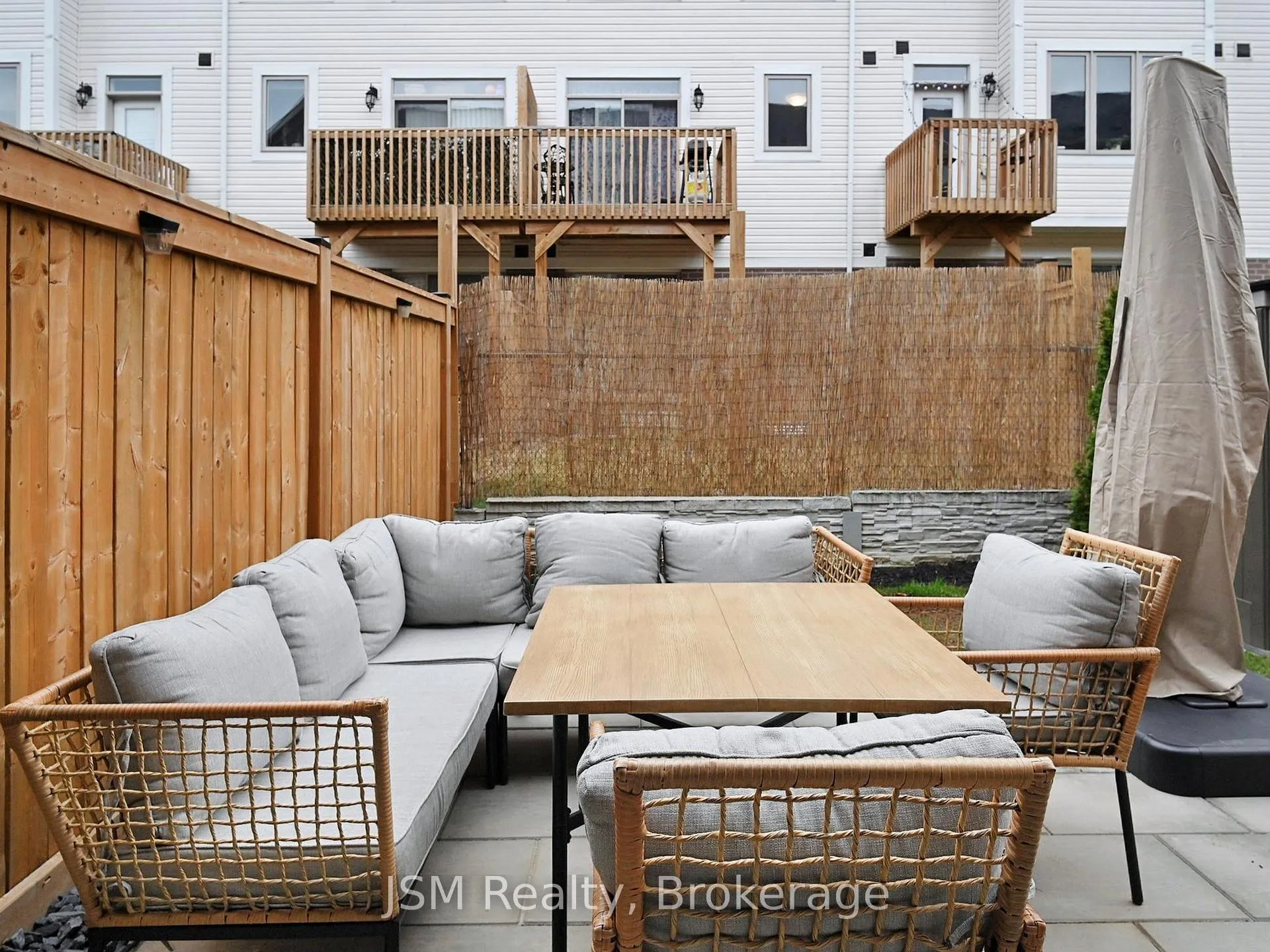 Photo 33 of 10 Snowberry Lane, Hamilton, Vincent — HOMEH
