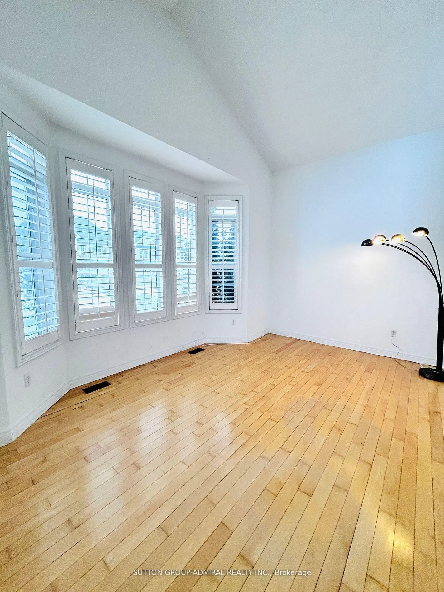 Photo 5 of 106 Thomas Foster Street, Markham, Berczy — HOMEH