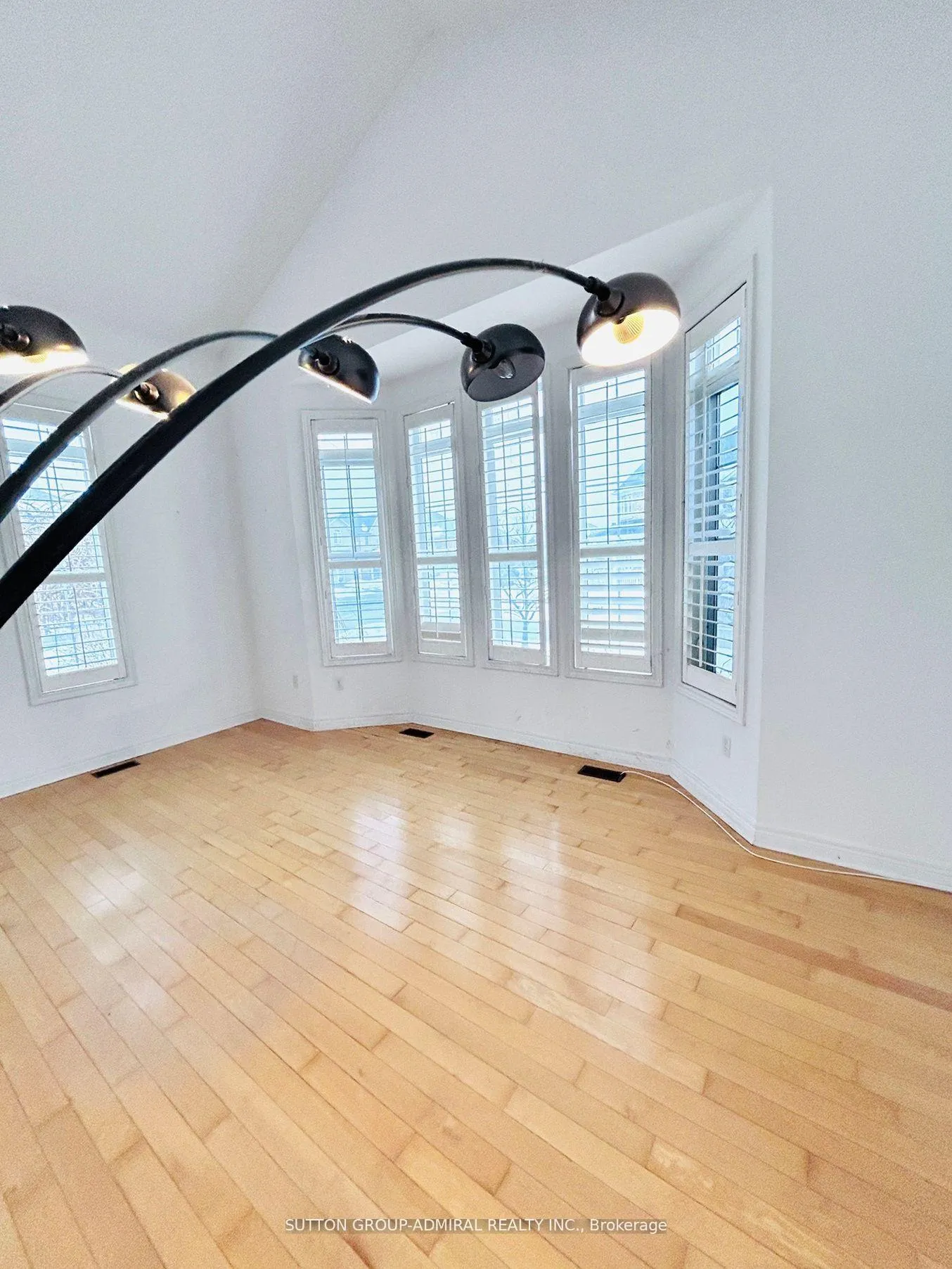 Photo 6 of 106 Thomas Foster Street, Markham, Berczy — HOMEH