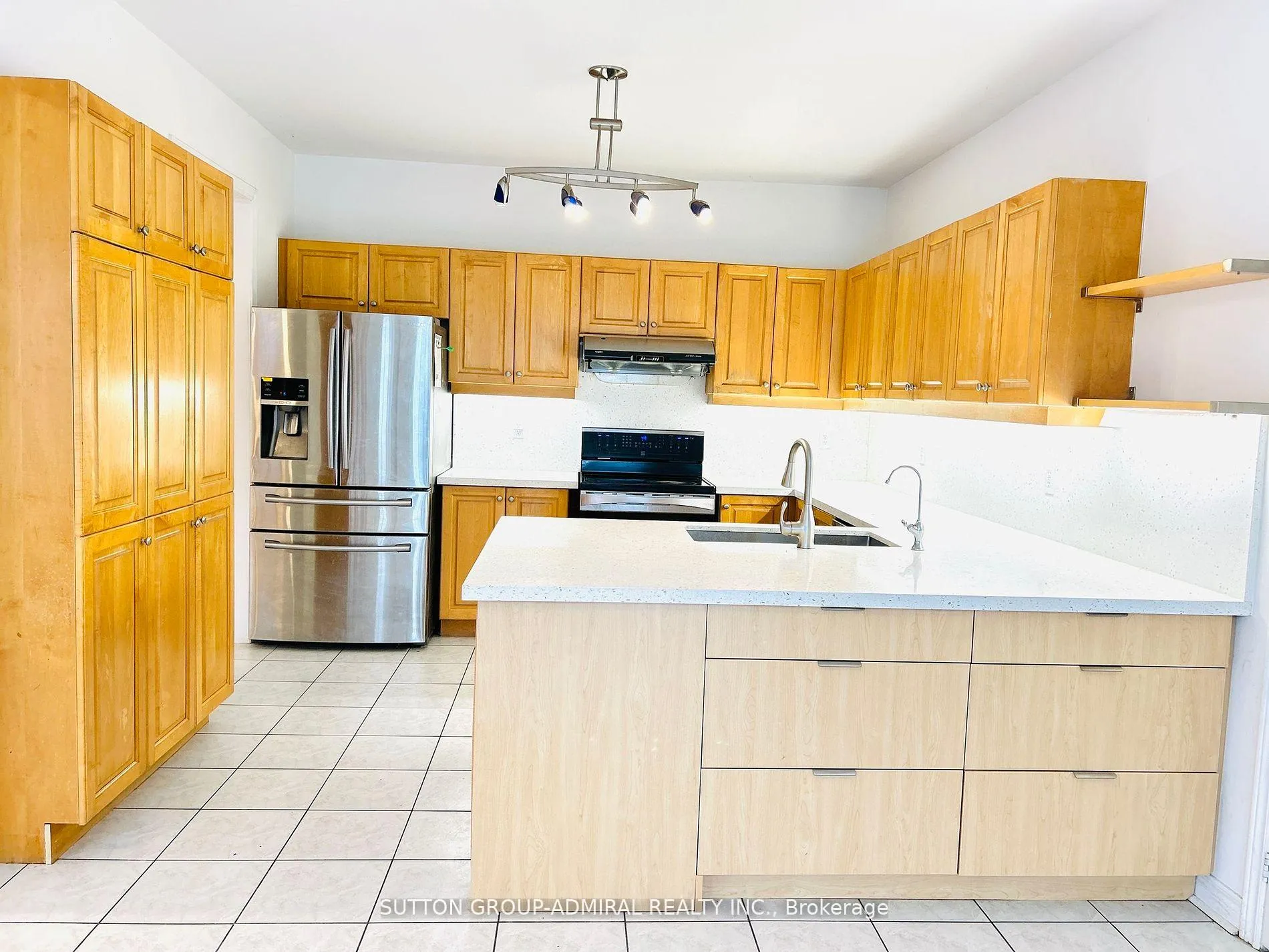 Photo 8 of 106 Thomas Foster Street, Markham, Berczy — HOMEH