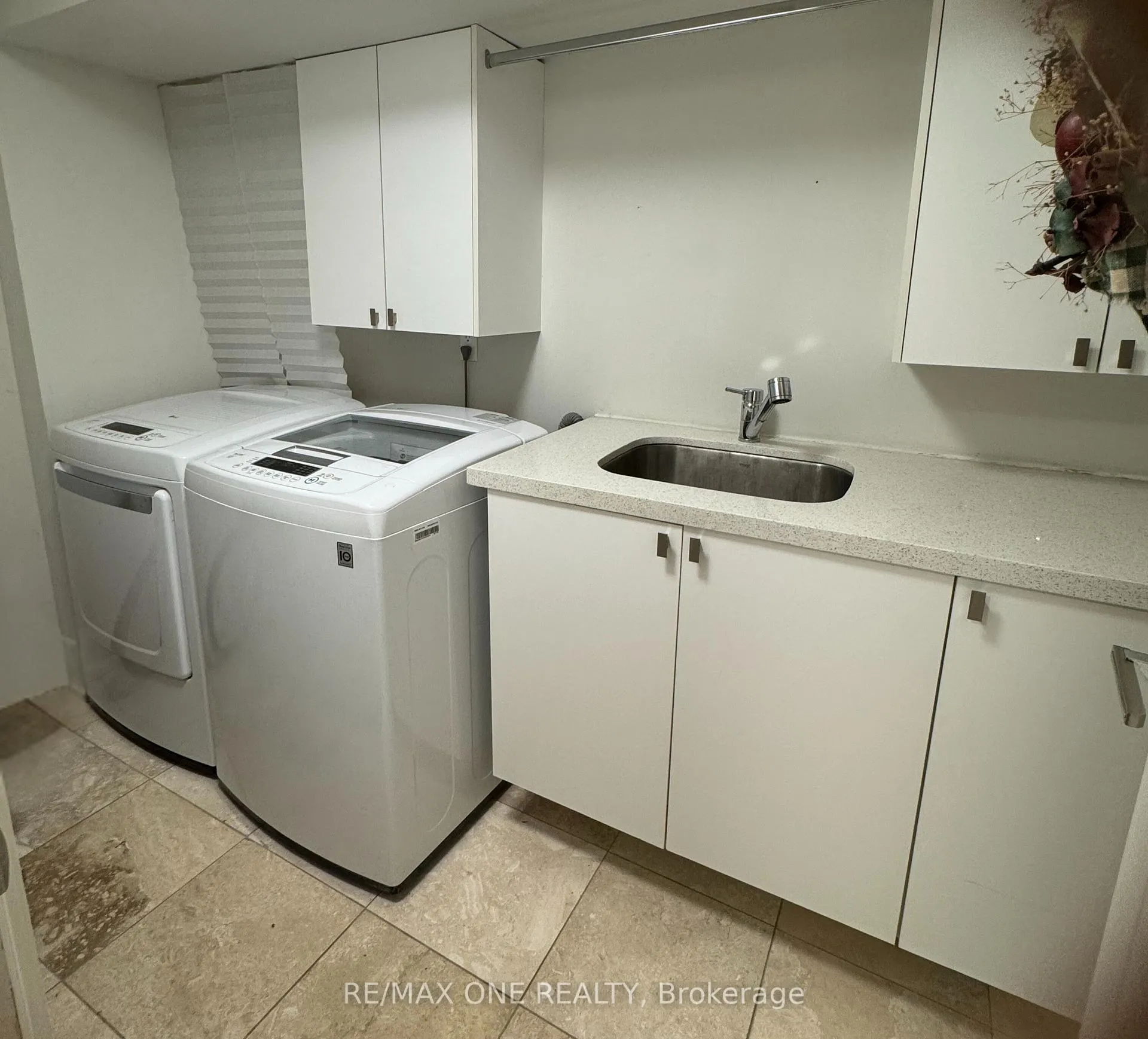 Photo 9 of 55 Sisman Avenue, Aurora, Aurora Highlands — HOMEH