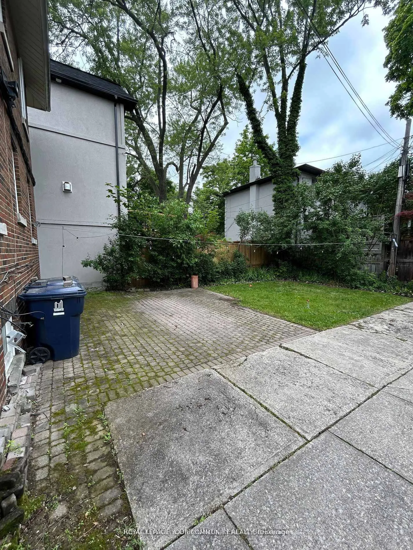 Photo 3 of Unit 2nd floor, 32 Glen Echo Road, Toronto, Lawrence Park North — HOMEH