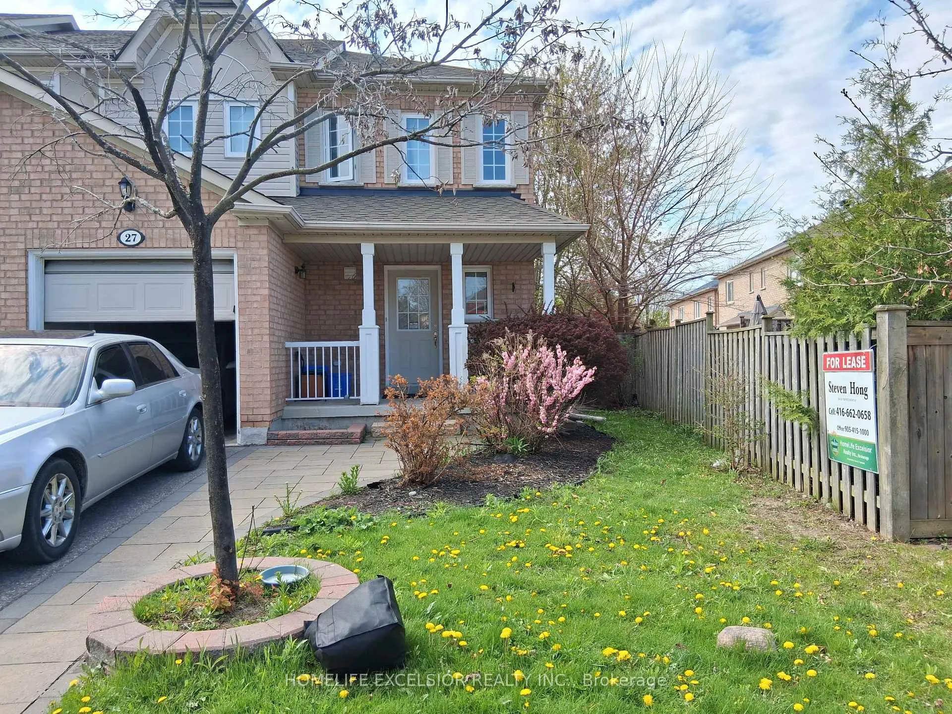Photo 1 of 27 Willow Trail Road, Markham, Greensborough — HOMEH