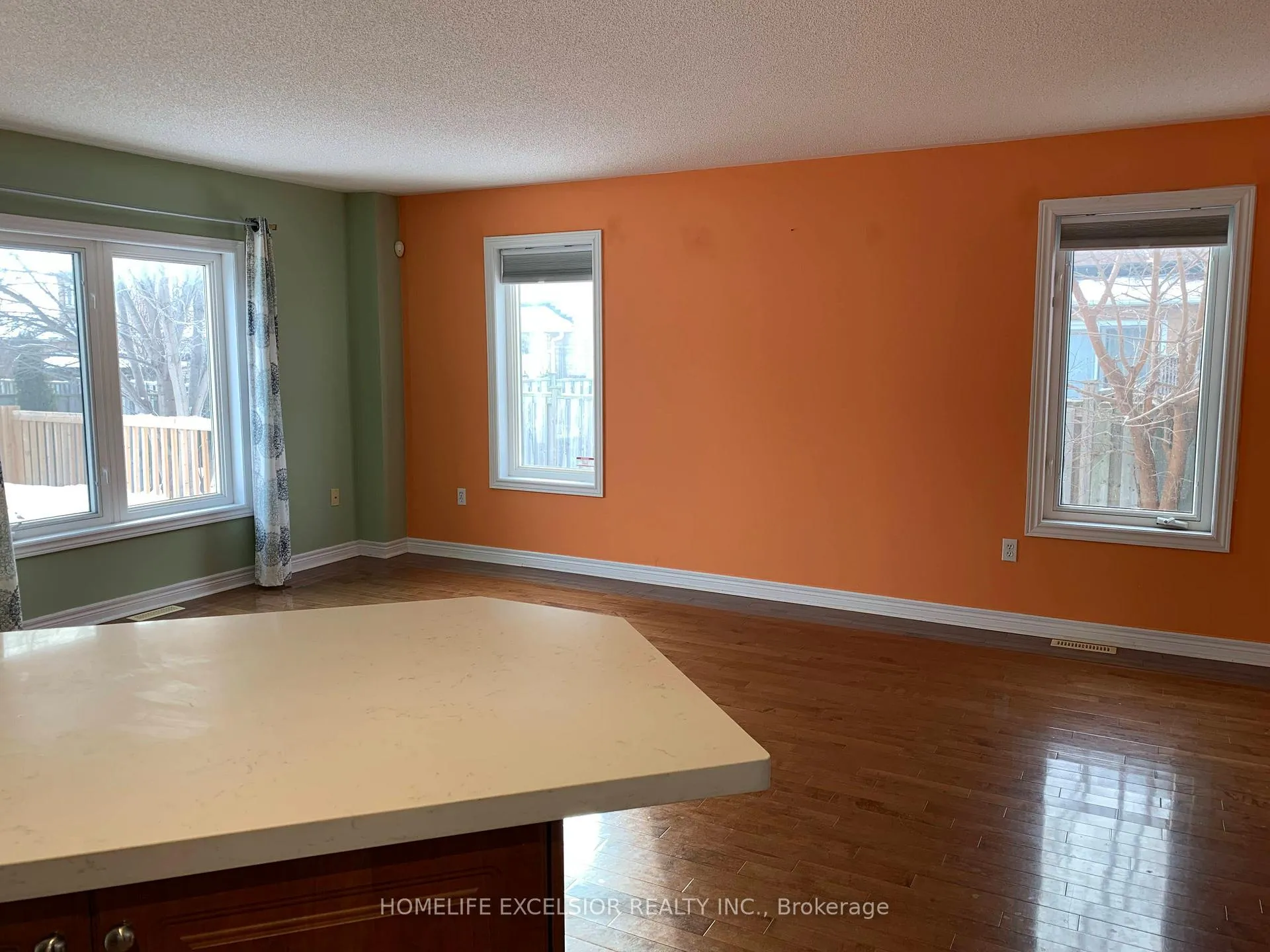 Photo 6 of 27 Willow Trail Road, Markham, Greensborough — HOMEH