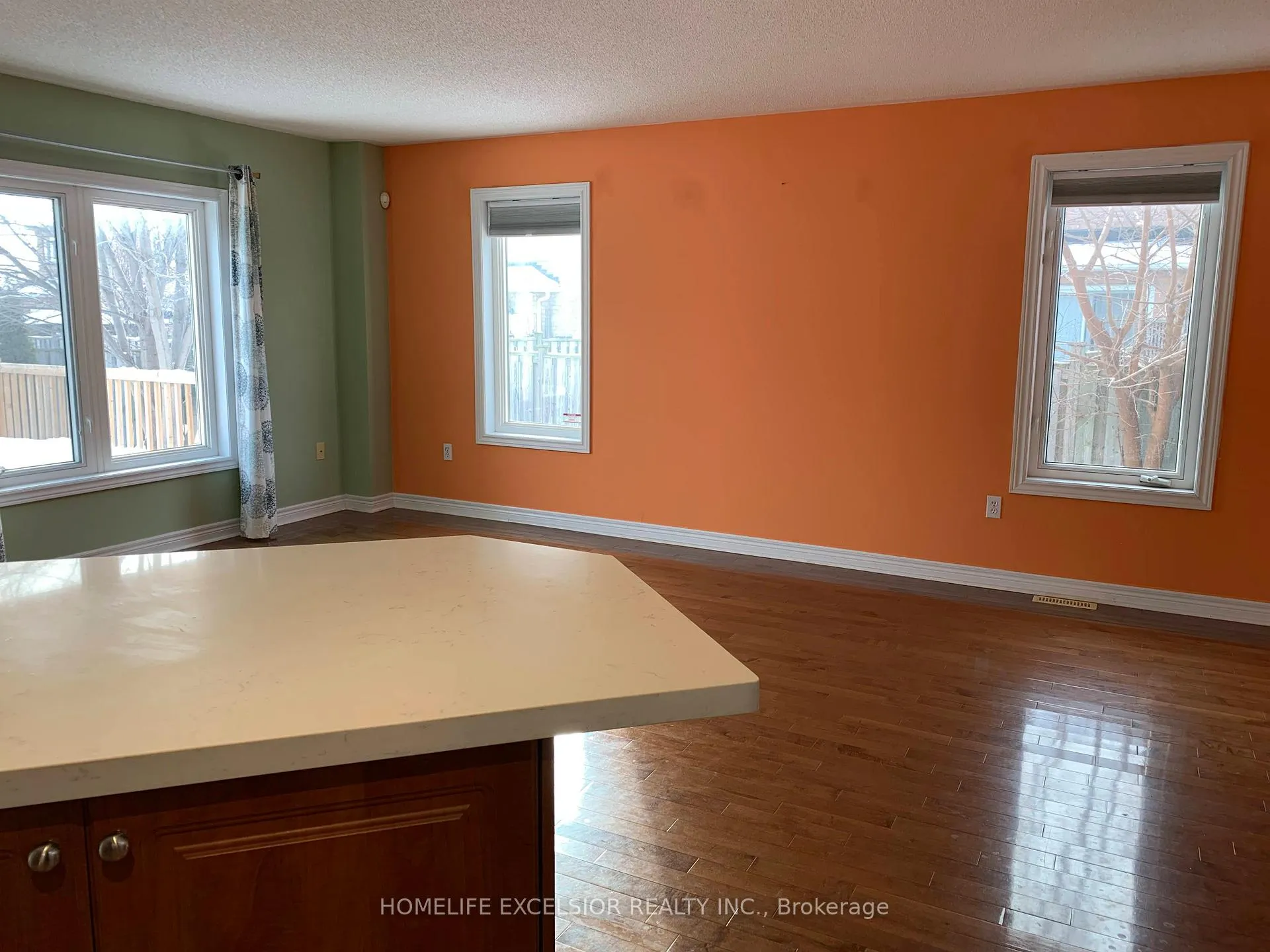 Photo 7 of 27 Willow Trail Road, Markham, Greensborough — HOMEH