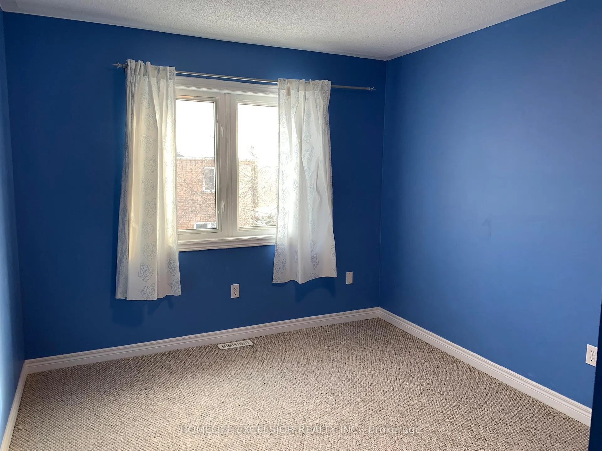 Photo 25 of 27 Willow Trail Road, Markham, Greensborough — HOMEH
