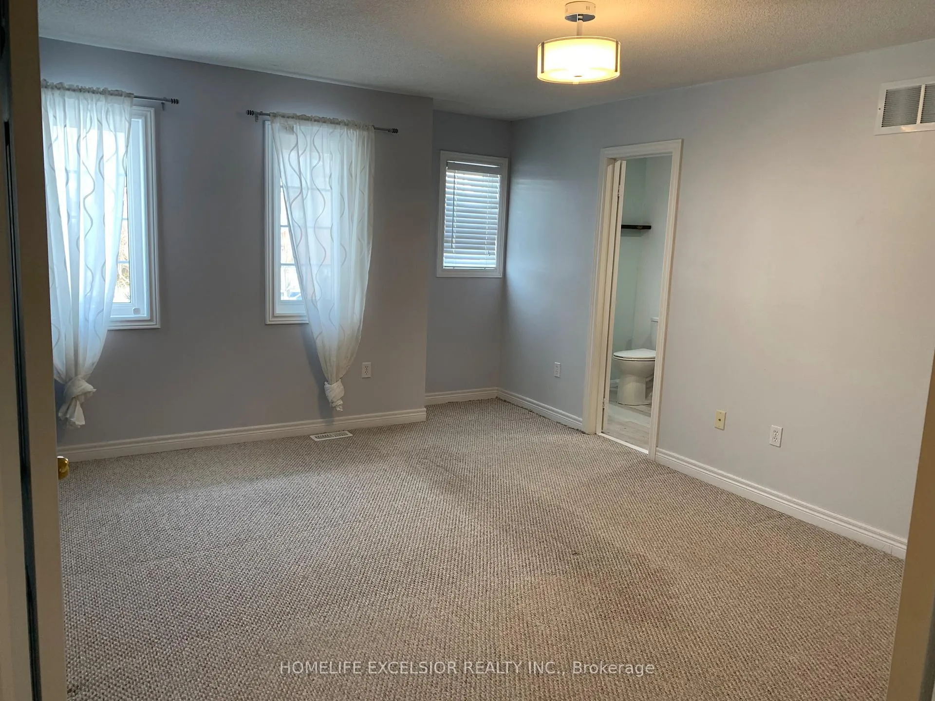 Photo 26 of 27 Willow Trail Road, Markham, Greensborough — HOMEH