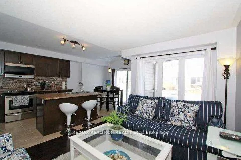 Photo 6 of 40 Harbourside Drive, Whitby, Port Whitby — HOMEH