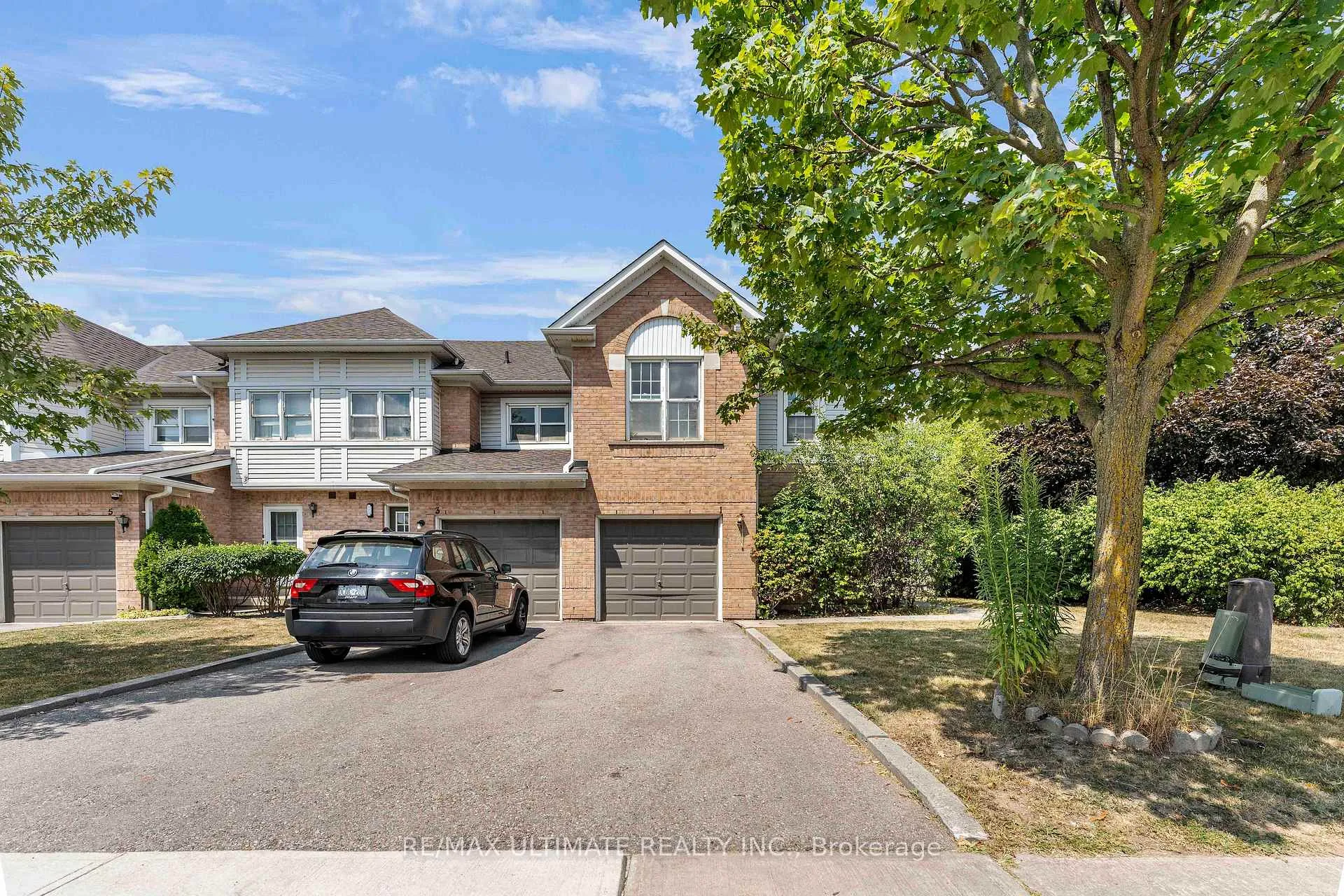 Photo 1 of 1 Black Forest Drive, Brampton, Sandringham-Wellington — HOMEH