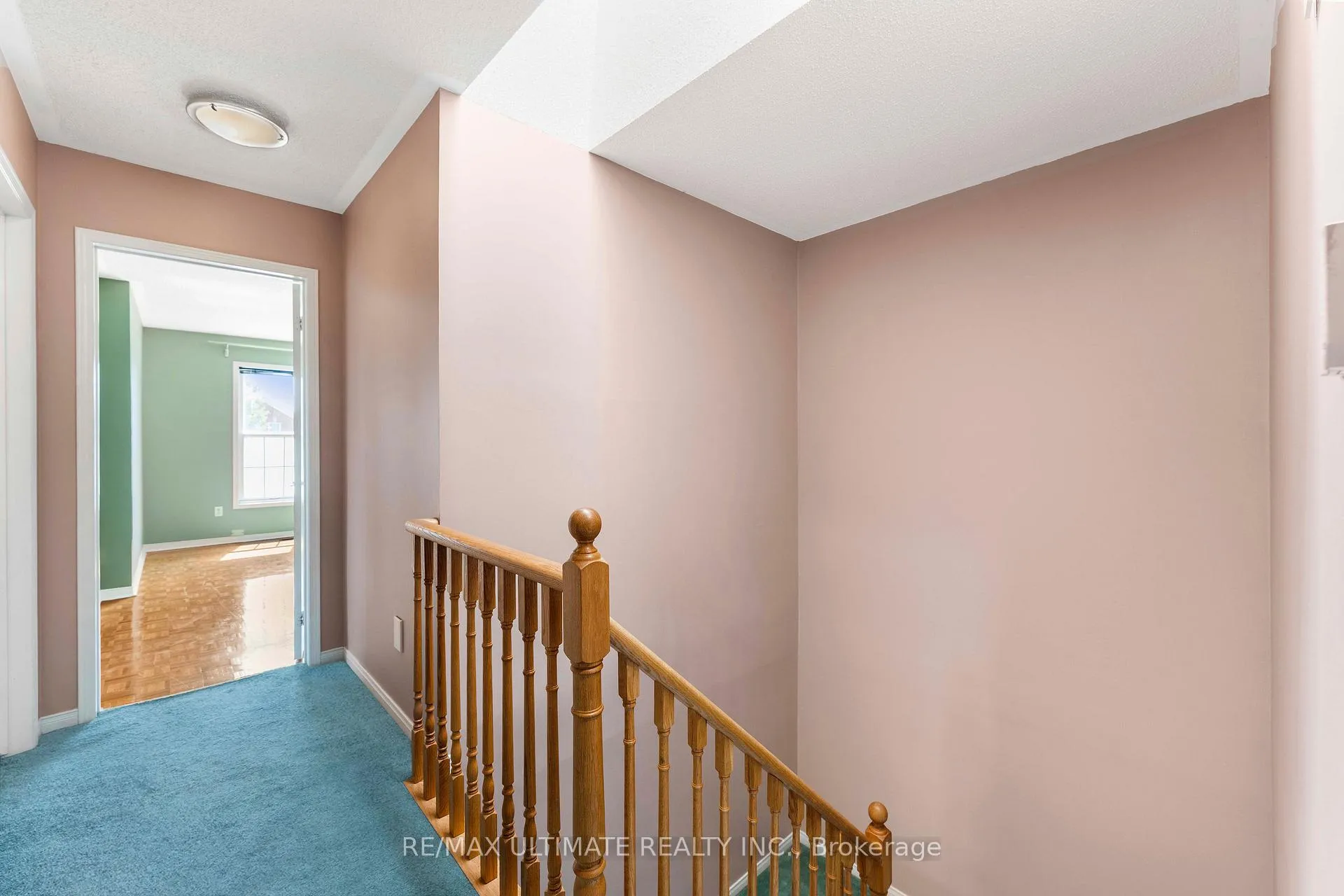 Photo 7 of 1 Black Forest Drive, Brampton, Sandringham-Wellington — HOMEH