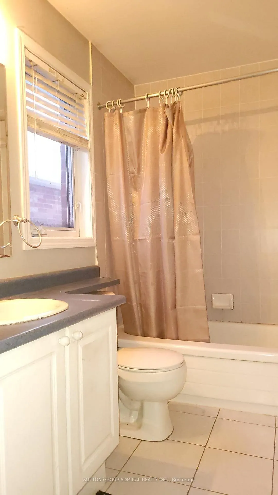 Photo 9 of 72 Dwyer Drive, Brampton, Bram East — HOMEH