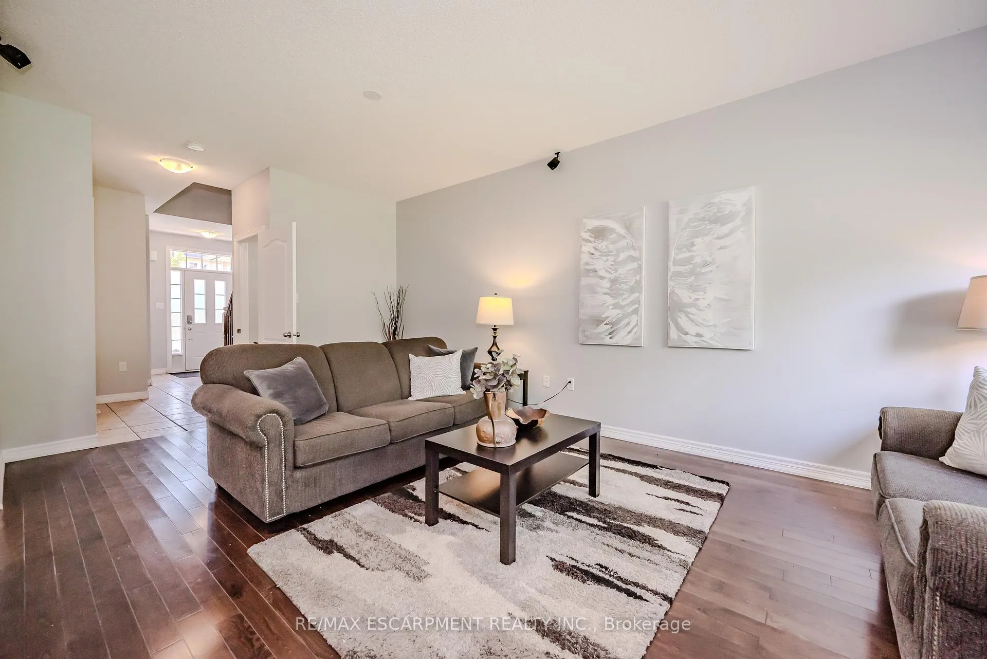Photo 6 of 56 Liddycoat Lane, Hamilton, Ancaster — HOMEH