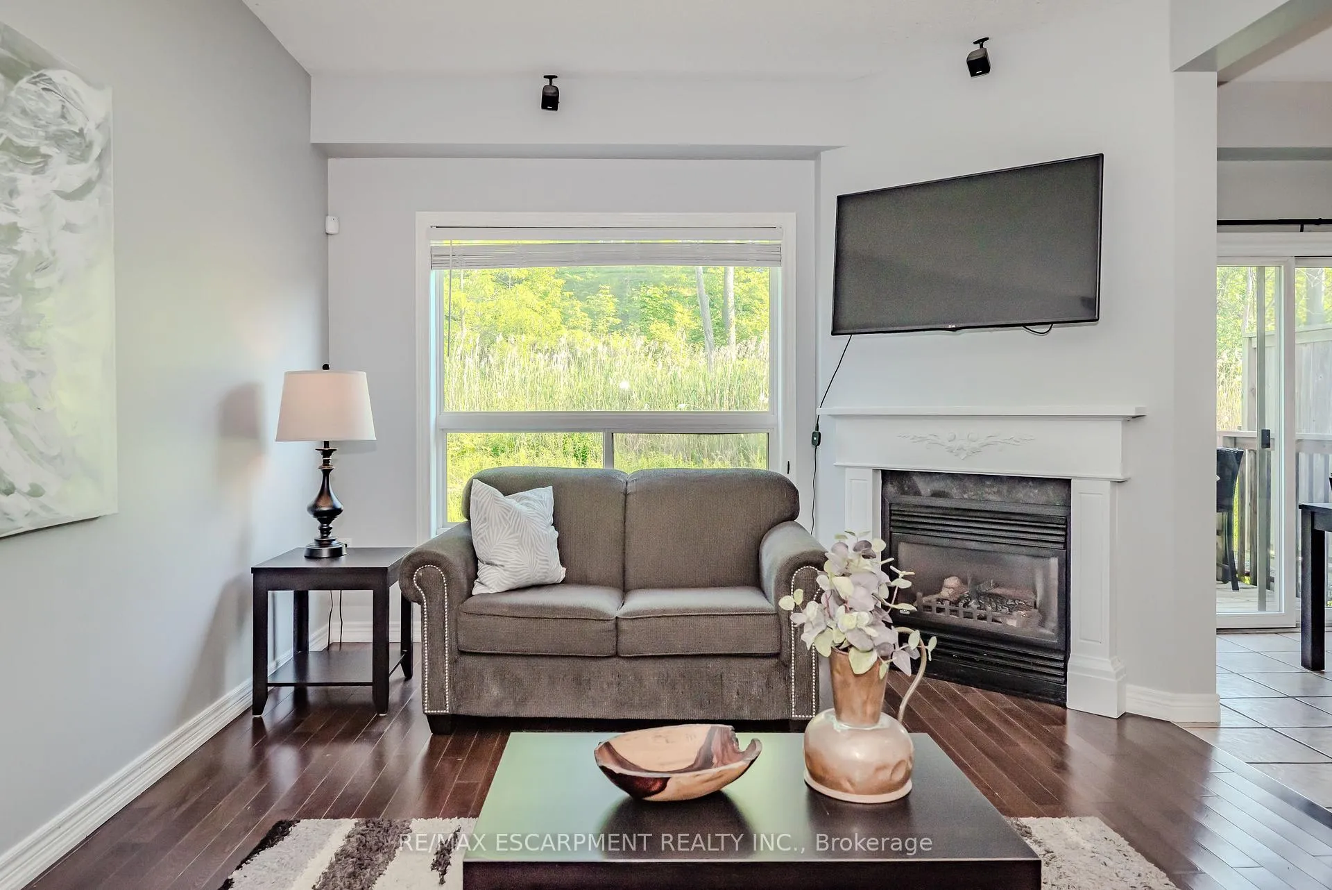 Photo 8 of 56 Liddycoat Lane, Hamilton, Ancaster — HOMEH