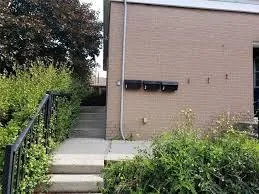 Front of Unit Lower, 507 Colborne Street W