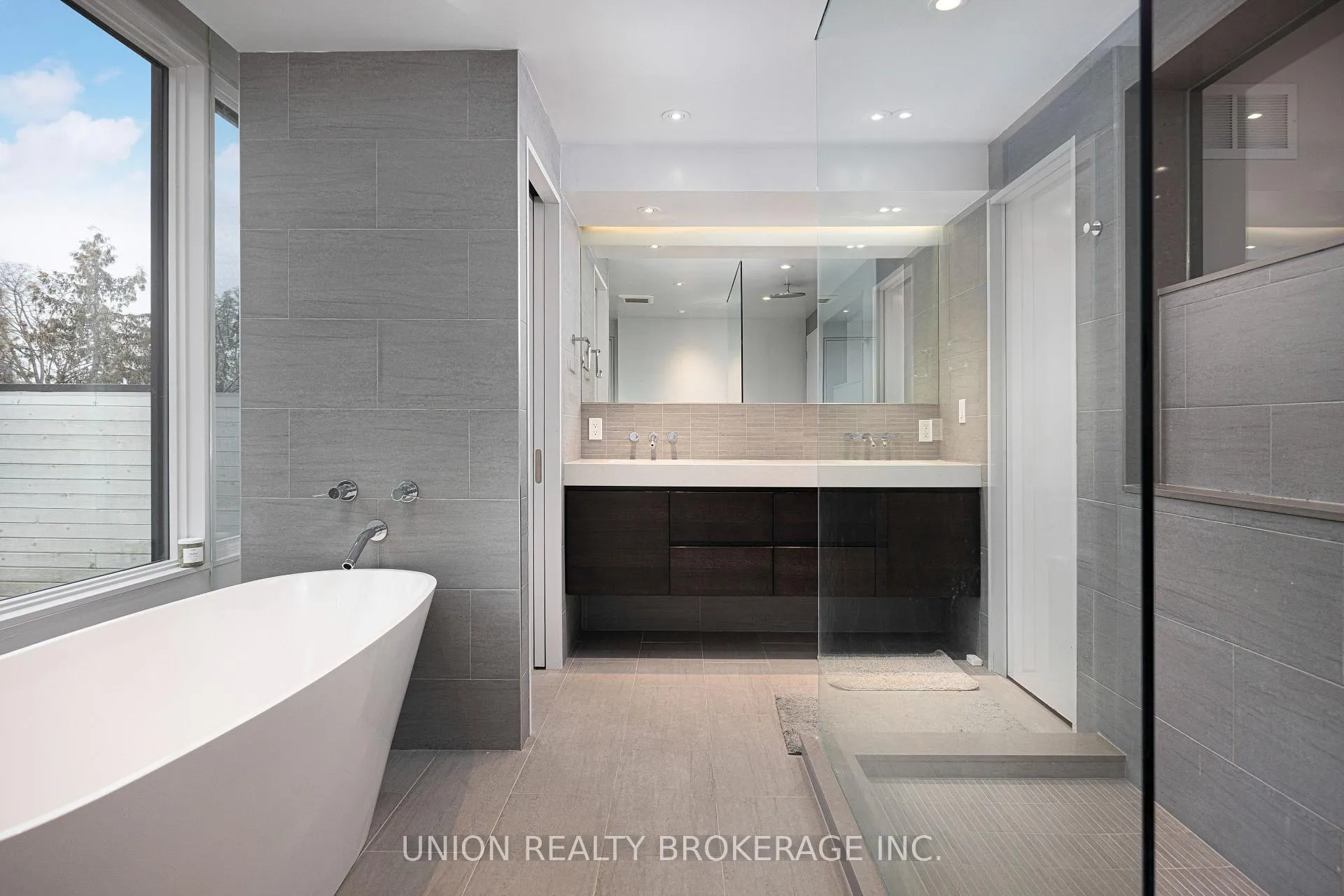 Photo 29 of 19 Brooklyn Avenue, Toronto, South Riverdale — HOMEH