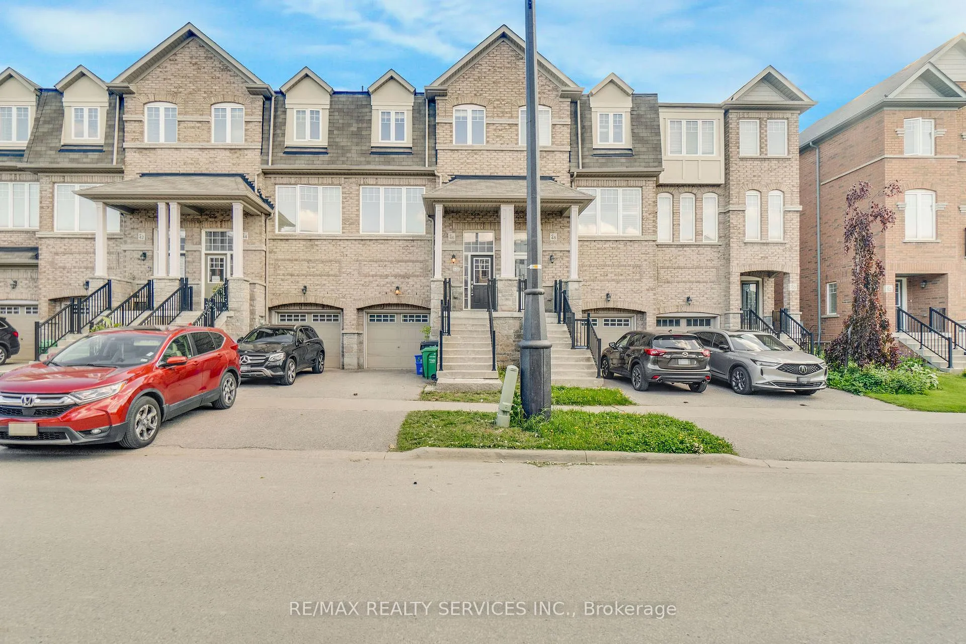 Front of 46 New Pines Trail