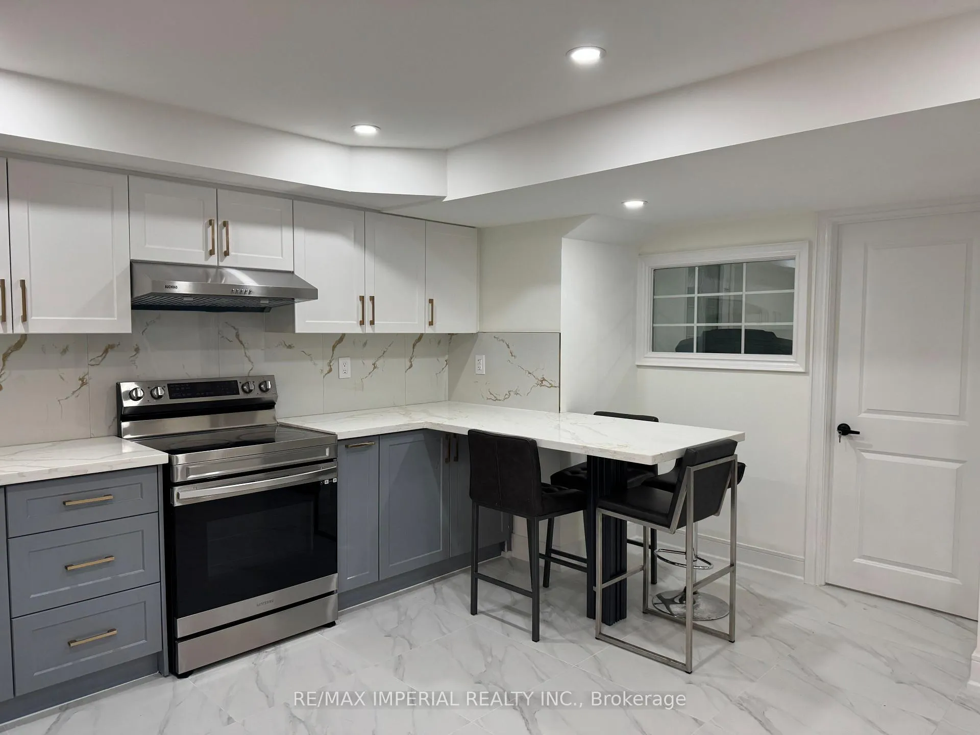 Photo 5 of Unit Basement, 12 Ridley Crescent, Markham, Rouge Fairways — HOMEH