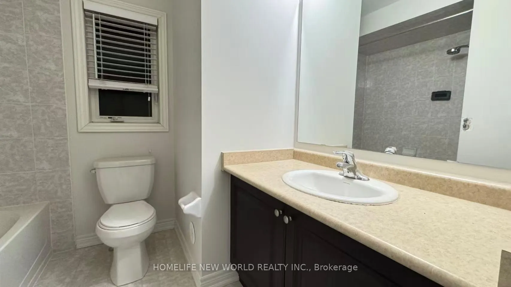 Photo 10 of 9325 Kennedy Road, Markham, Berczy — HOMEH