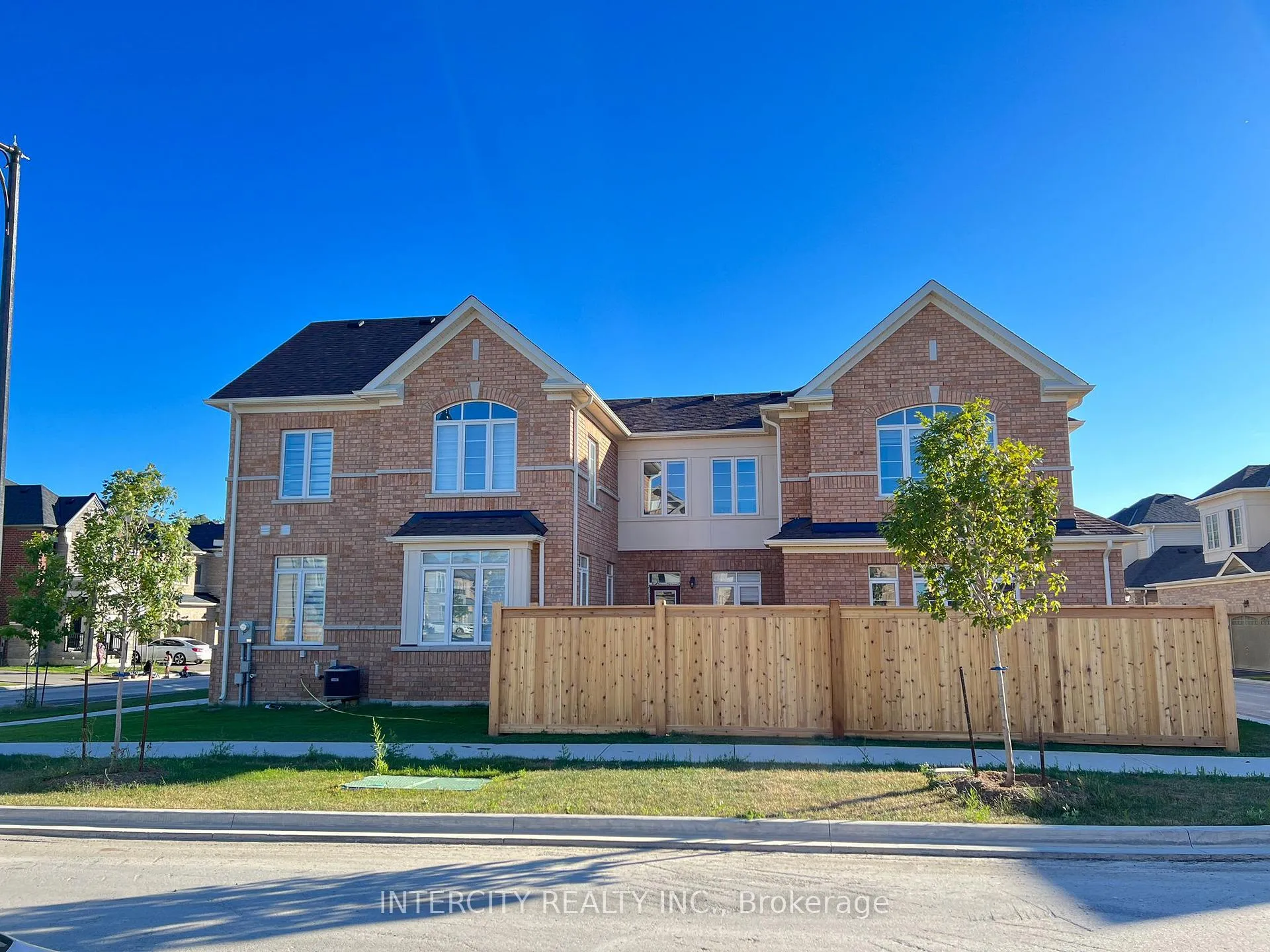 Photo 1 of 26 Block Road, Brampton, Northwest Brampton — HOMEH