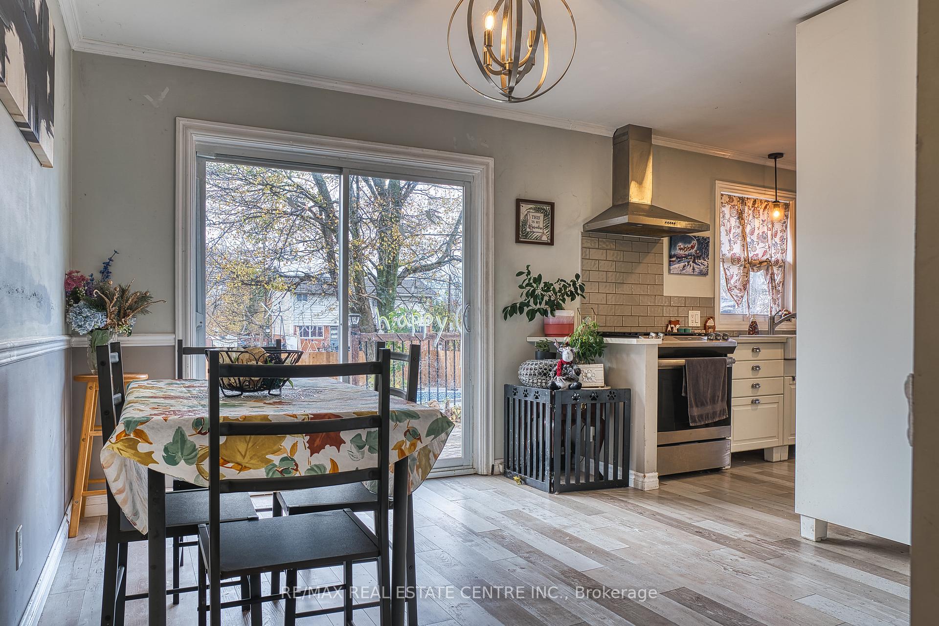 Photo 11 of 244 Cameron Street, Goderich, Goderich (Town) — HOMEH