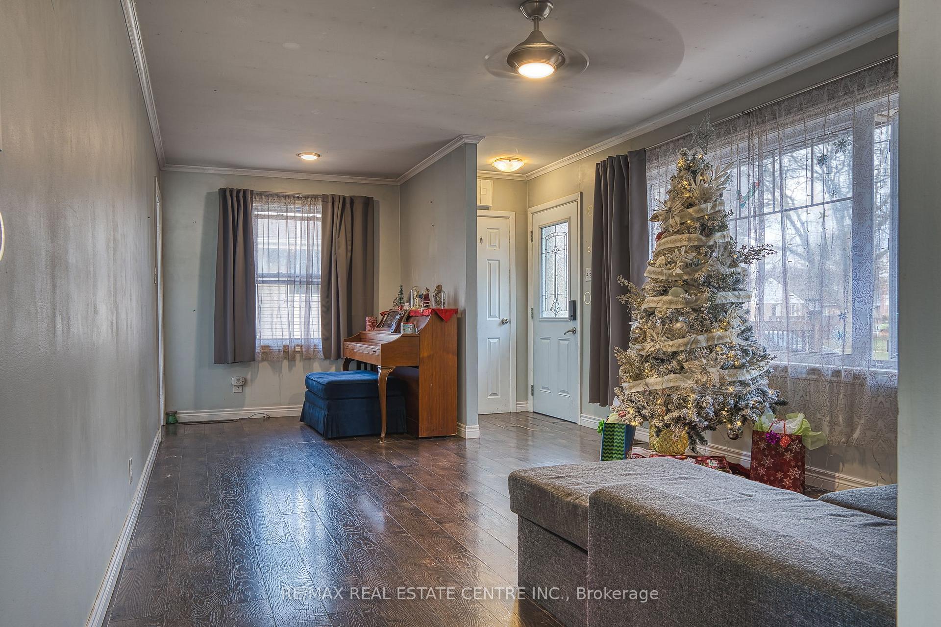 Photo 13 of 244 Cameron Street, Goderich, Goderich (Town) — HOMEH