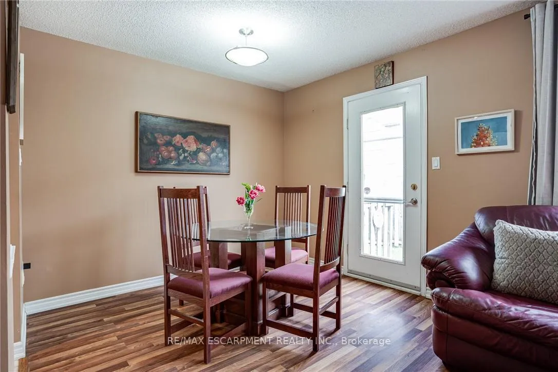 Photo 13 of Unit 11, 1809 Upper Wentworth Street, Hamilton, Allison — HOMEH
