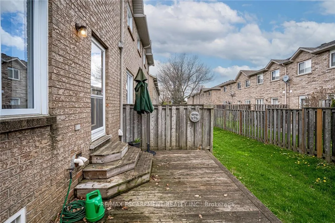 Photo 37 of Unit 11, 1809 Upper Wentworth Street, Hamilton, Allison — HOMEH