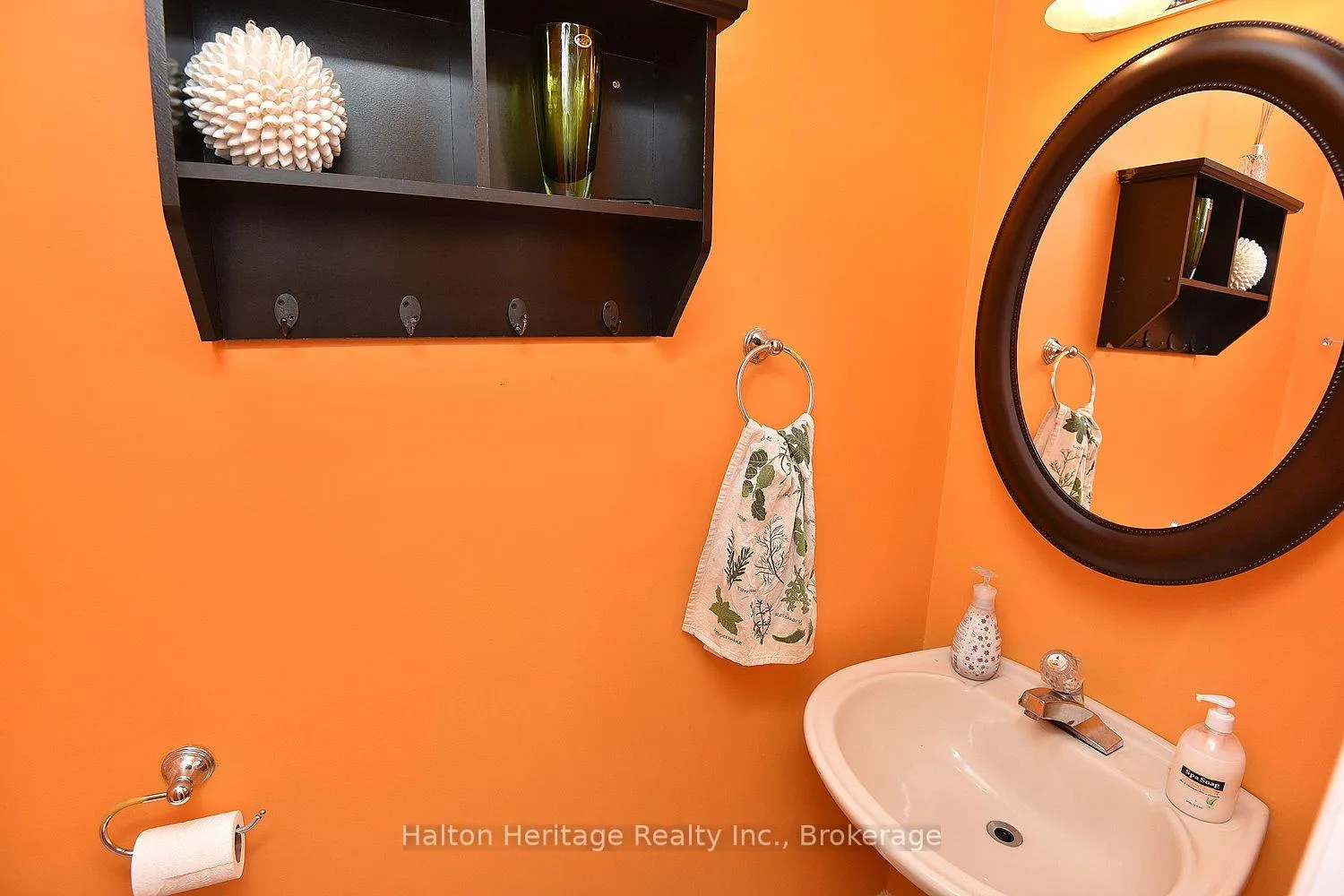 Photo 19 of Unit 1, 503 Highway 8, Hamilton, Stoney Creek — HOMEH