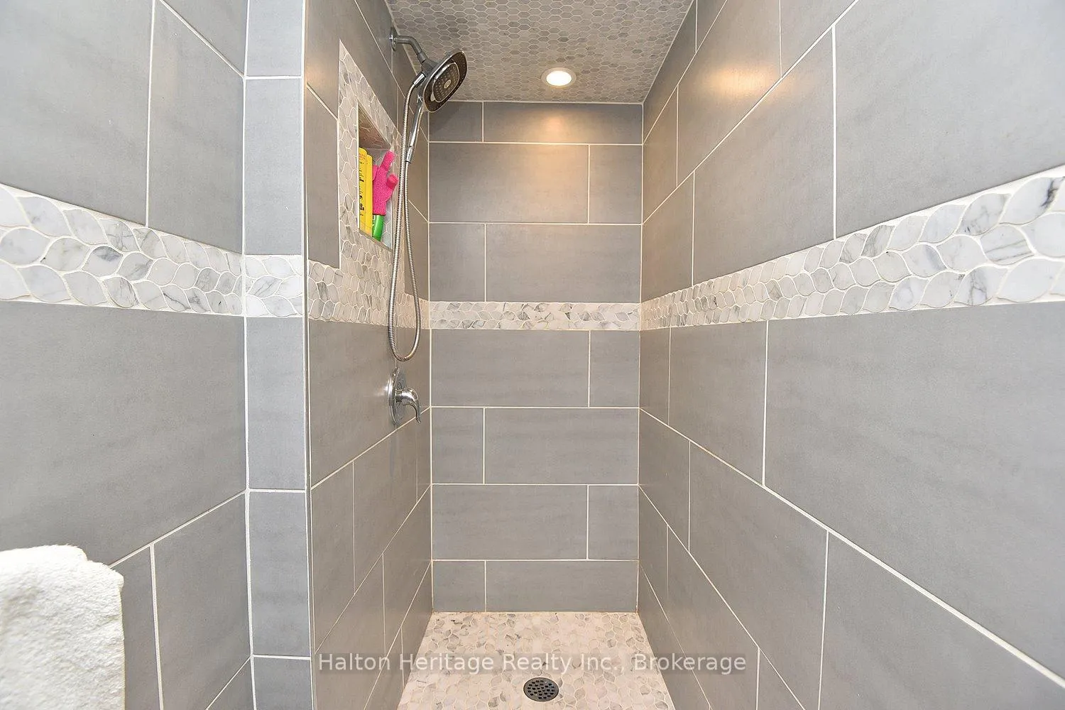 Photo 30 of Unit 1, 503 Highway 8, Hamilton, Stoney Creek — HOMEH