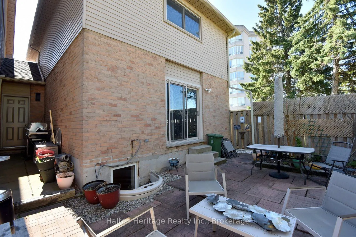 Photo 32 of Unit 1, 503 Highway 8, Hamilton, Stoney Creek — HOMEH
