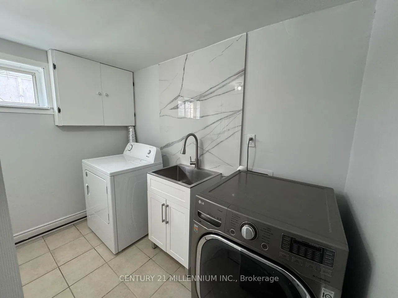 Photo 21 of Unit Lower, 43 Farmington Drive, Brampton, Brampton East — HOMEH