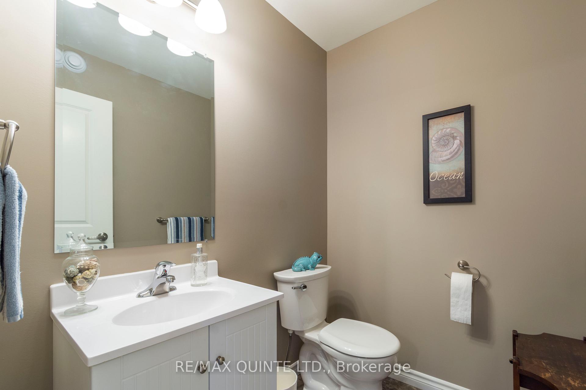 Photo 19 of 35 Glenview Crescent, Belleville, Belleville Ward — HOMEH