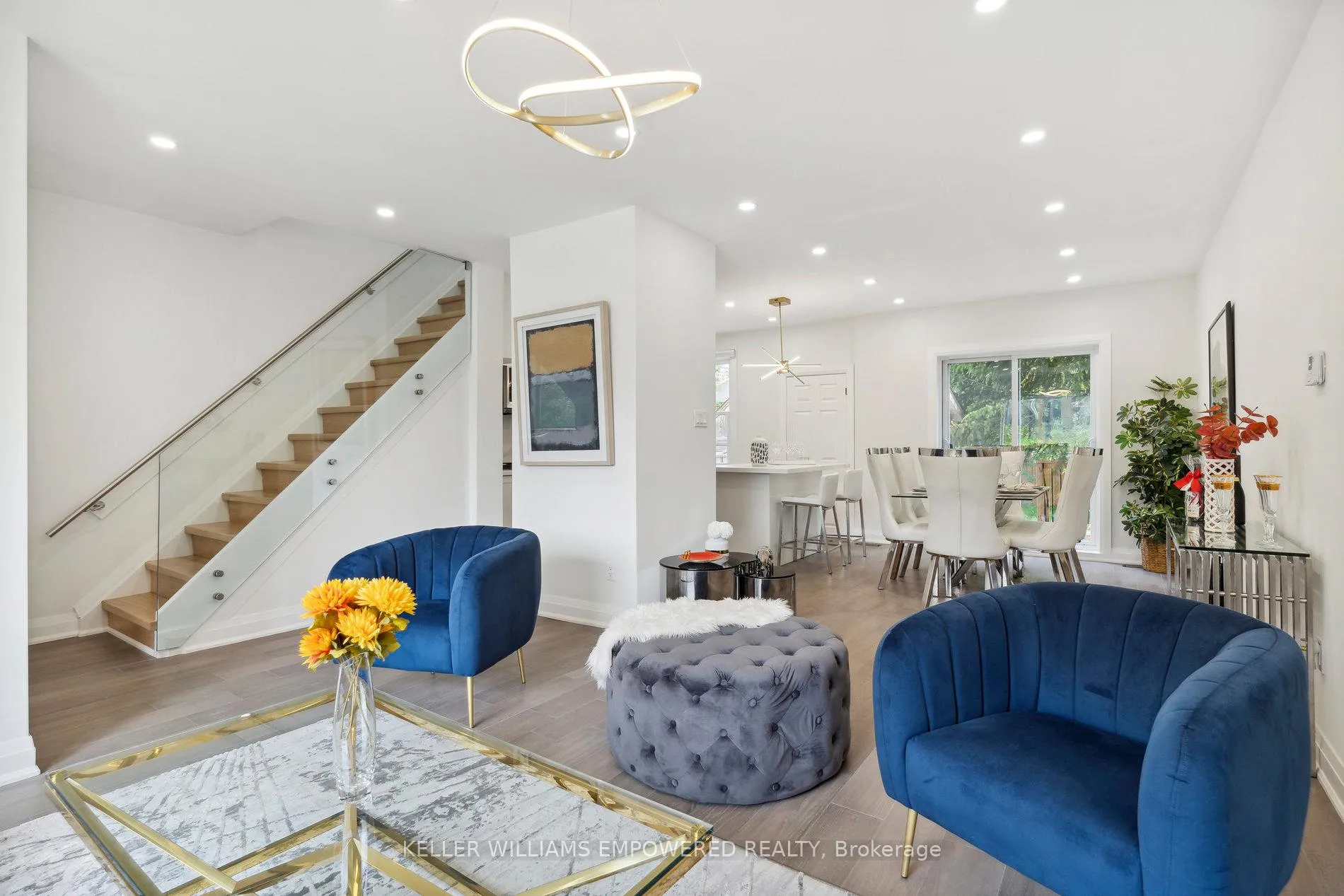 Photo 8 of 352 Millwood Road, Toronto, Mount Pleasant East — HOMEH