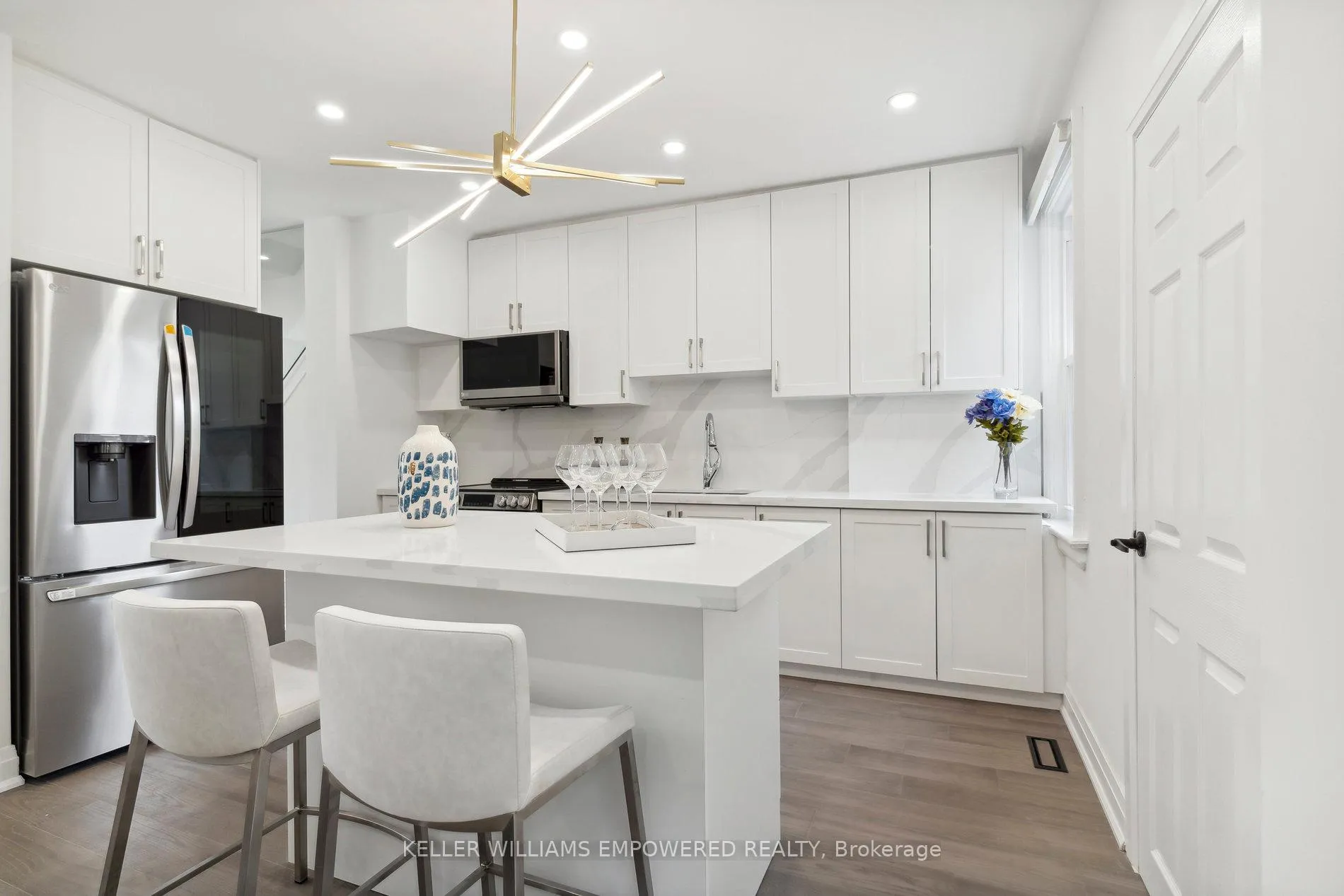 Photo 14 of 352 Millwood Road, Toronto, Mount Pleasant East — HOMEH