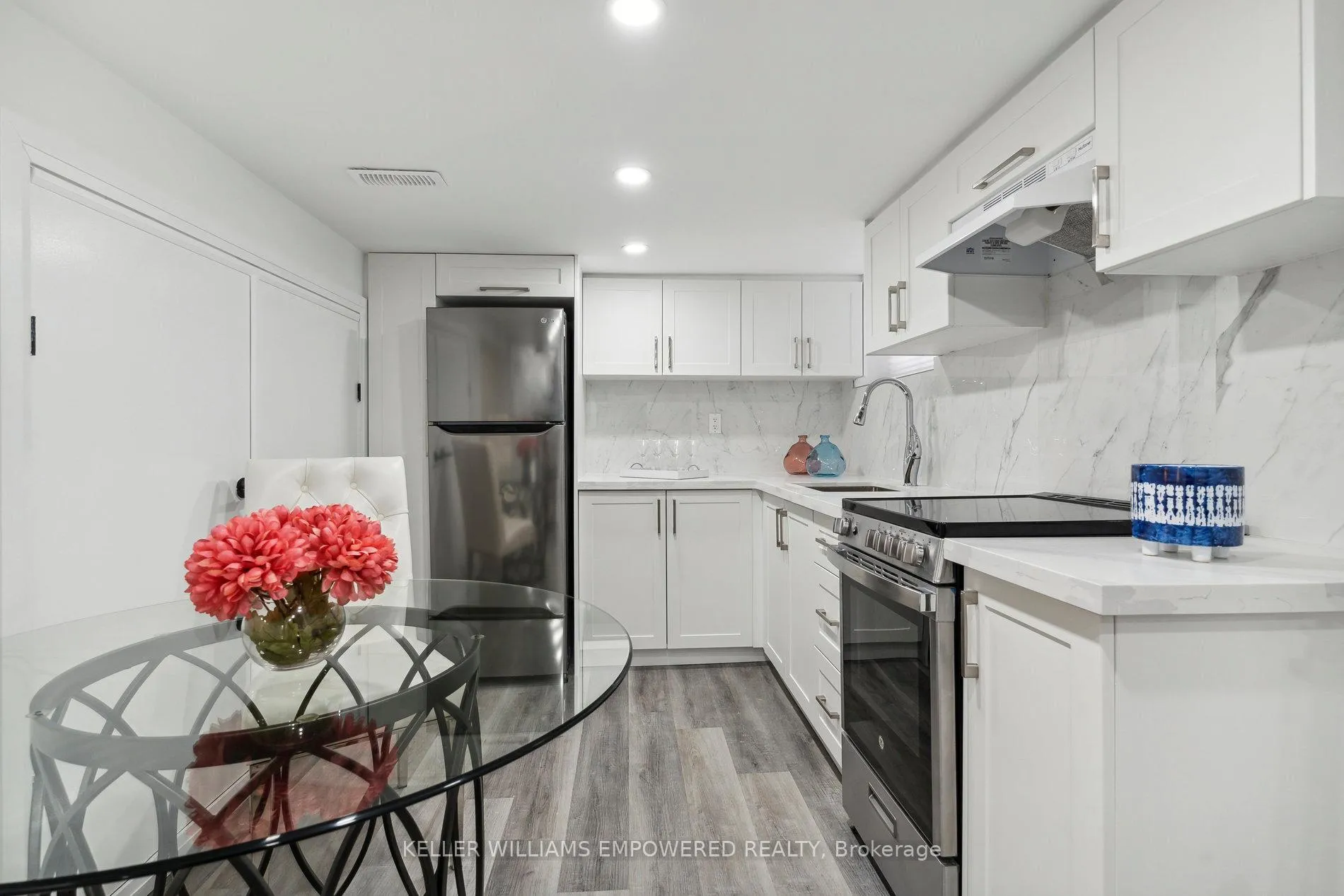 Photo 28 of 352 Millwood Road, Toronto, Mount Pleasant East — HOMEH