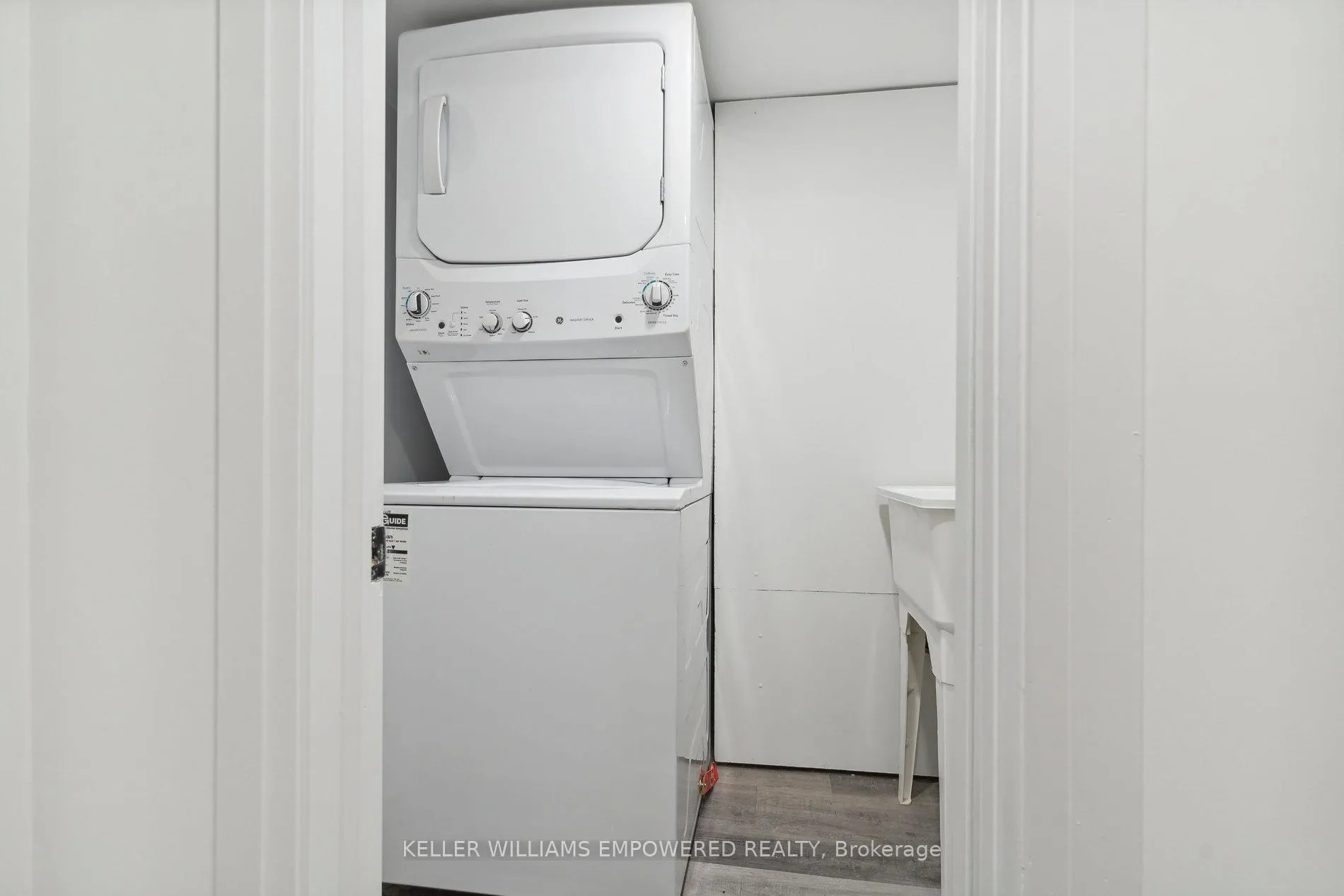 Photo 33 of 352 Millwood Road, Toronto, Mount Pleasant East — HOMEH