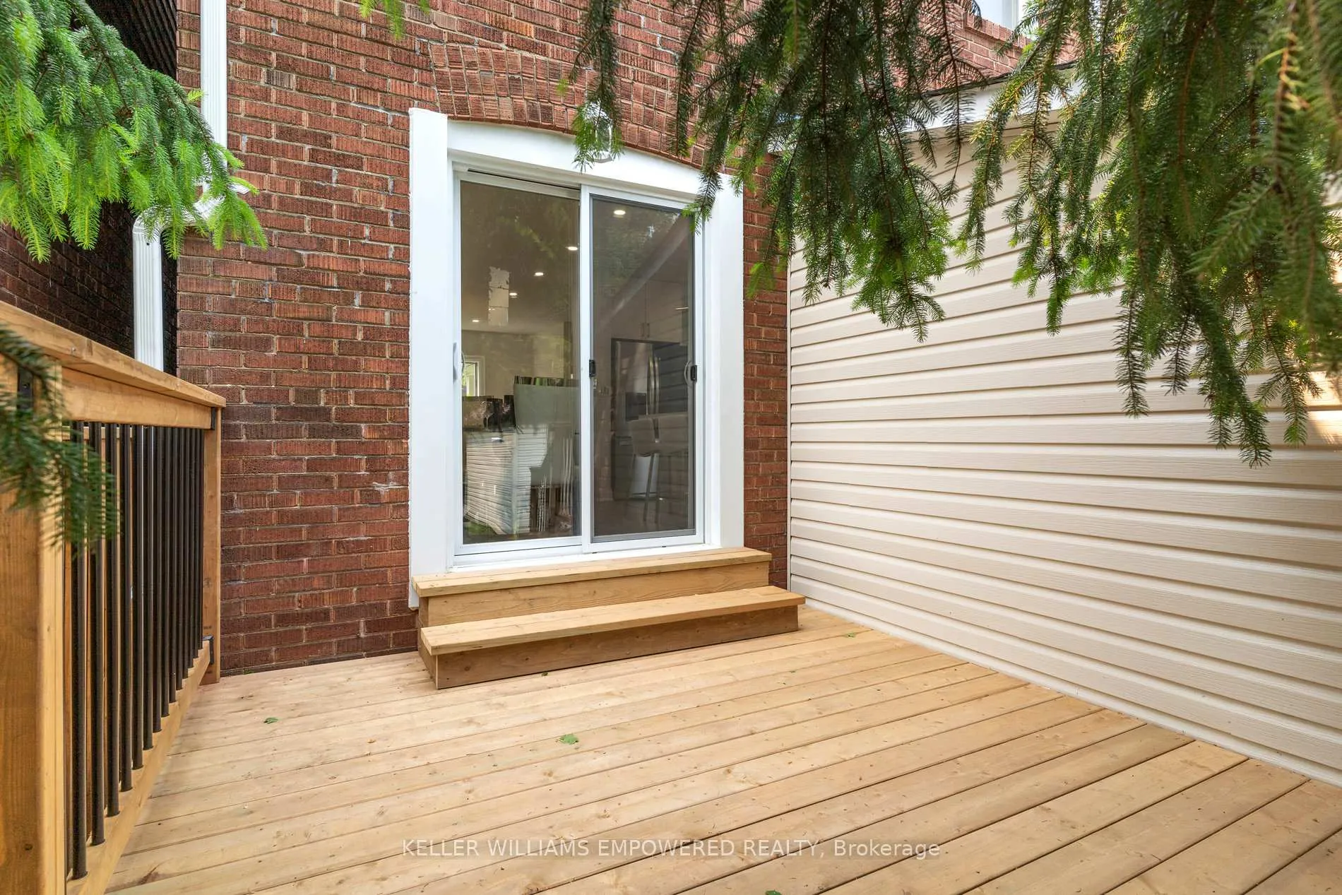 Photo 35 of 352 Millwood Road, Toronto, Mount Pleasant East — HOMEH