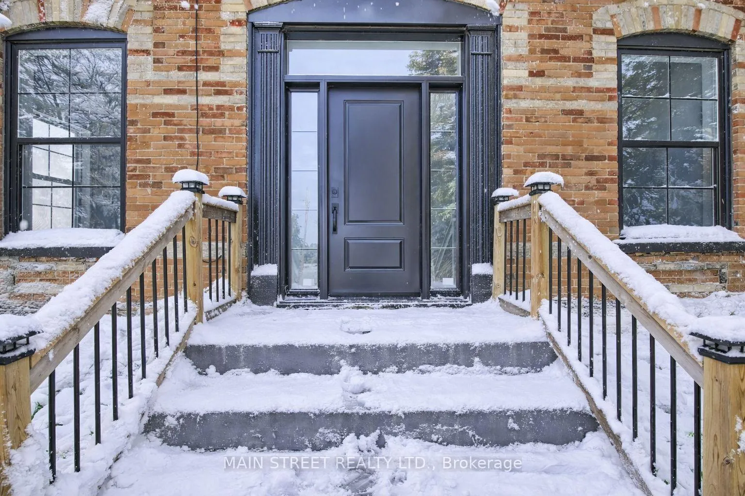Photo 2 of 1579 Gilford Road, Innisfil, Gilford — HOMEH