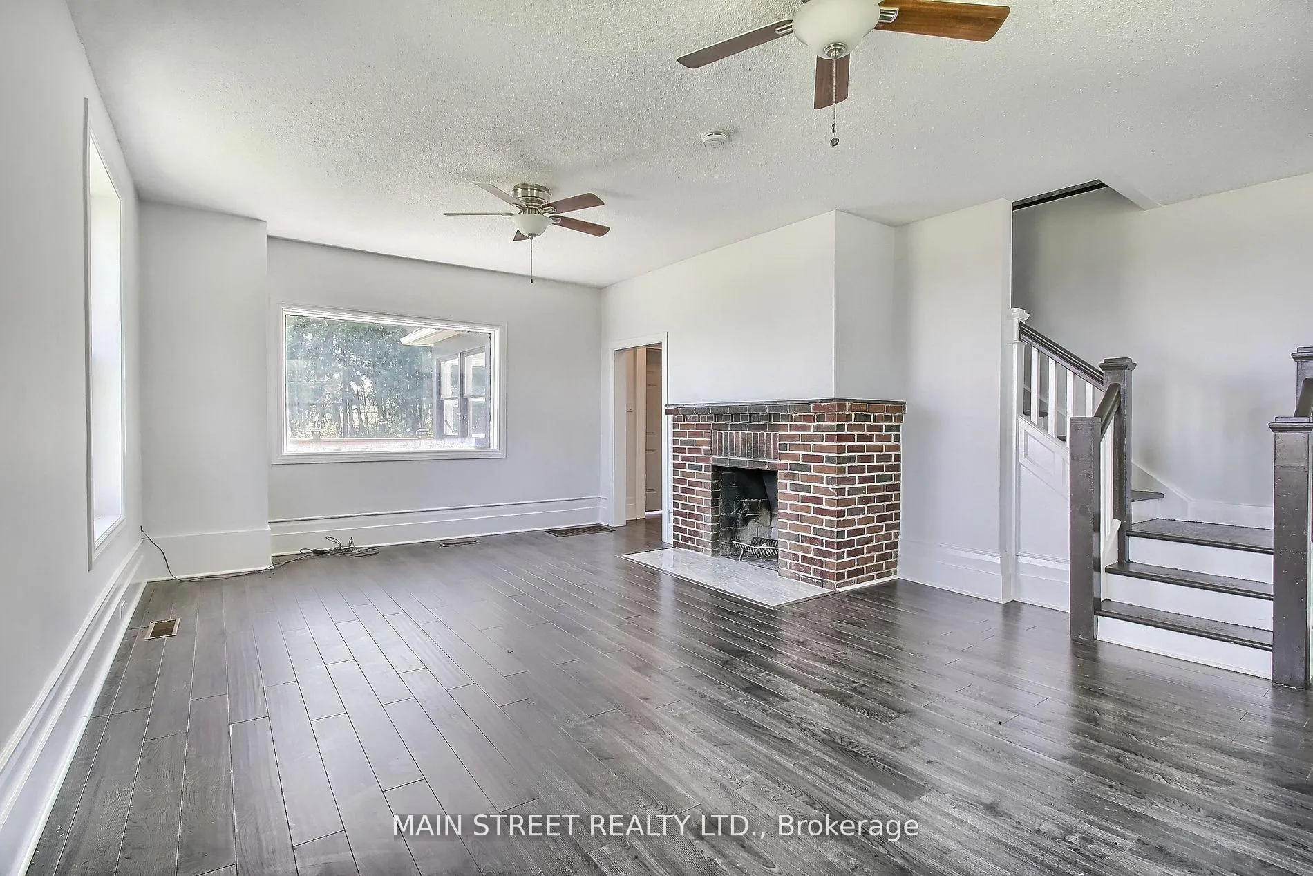 Photo 10 of 1579 Gilford Road, Innisfil, Gilford — HOMEH