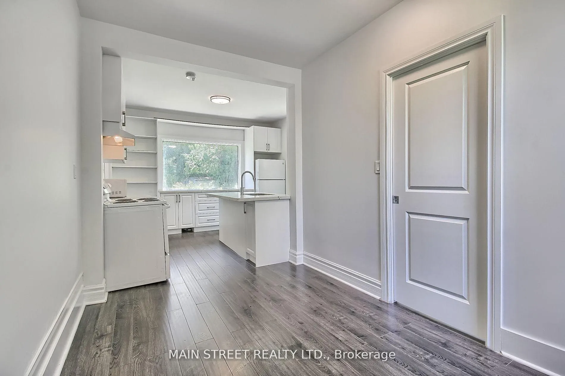 Photo 12 of 1579 Gilford Road, Innisfil, Gilford — HOMEH