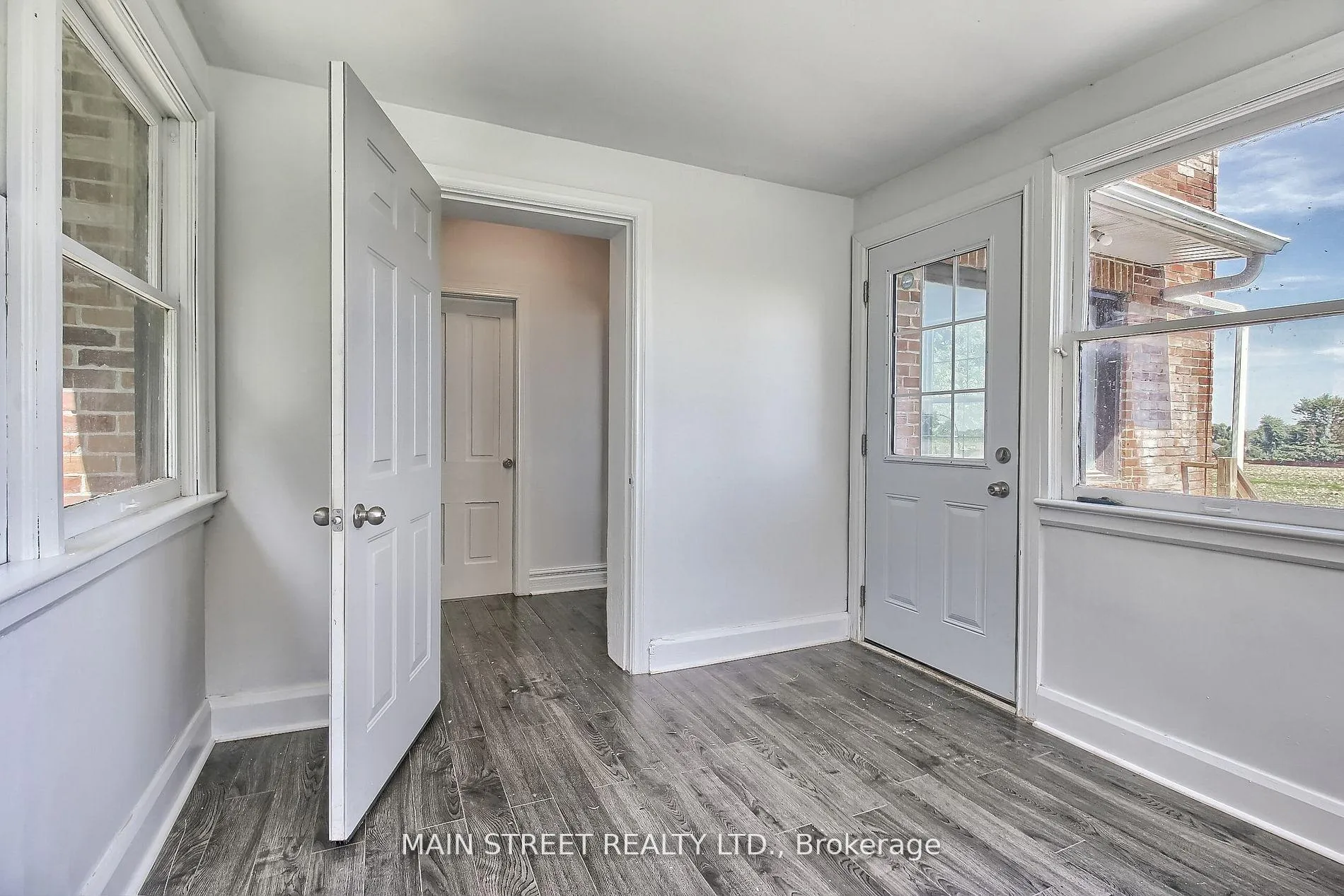 Photo 14 of 1579 Gilford Road, Innisfil, Gilford — HOMEH