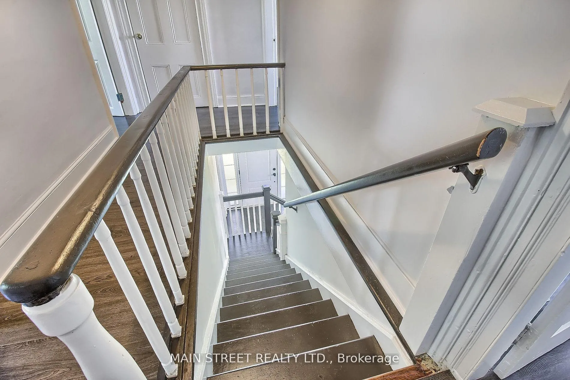 Photo 19 of 1579 Gilford Road, Innisfil, Gilford — HOMEH