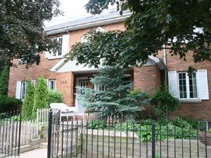 Front of Unit B, 161 Kenwood Avenue